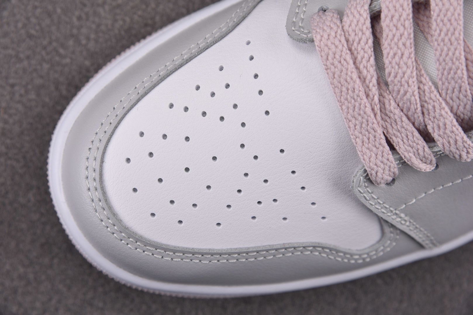 AJlow 尺码:35.5-46纯原版出品-WMNS Air Jordan 1 Low Particle