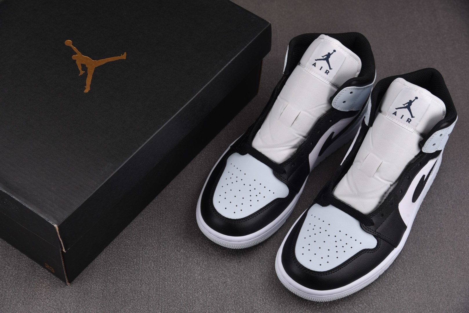 AJlow 尺码:40-46纯原版出品-Air Jordan 1 Mid Squadron Blue 特