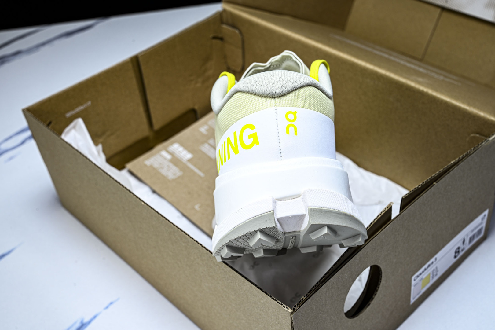 On昂跑 尺码:36-45纯原版出品-纯原ON昂跑 CLOUD ULTRA 3 男女士越野跑鞋缓震支撑能