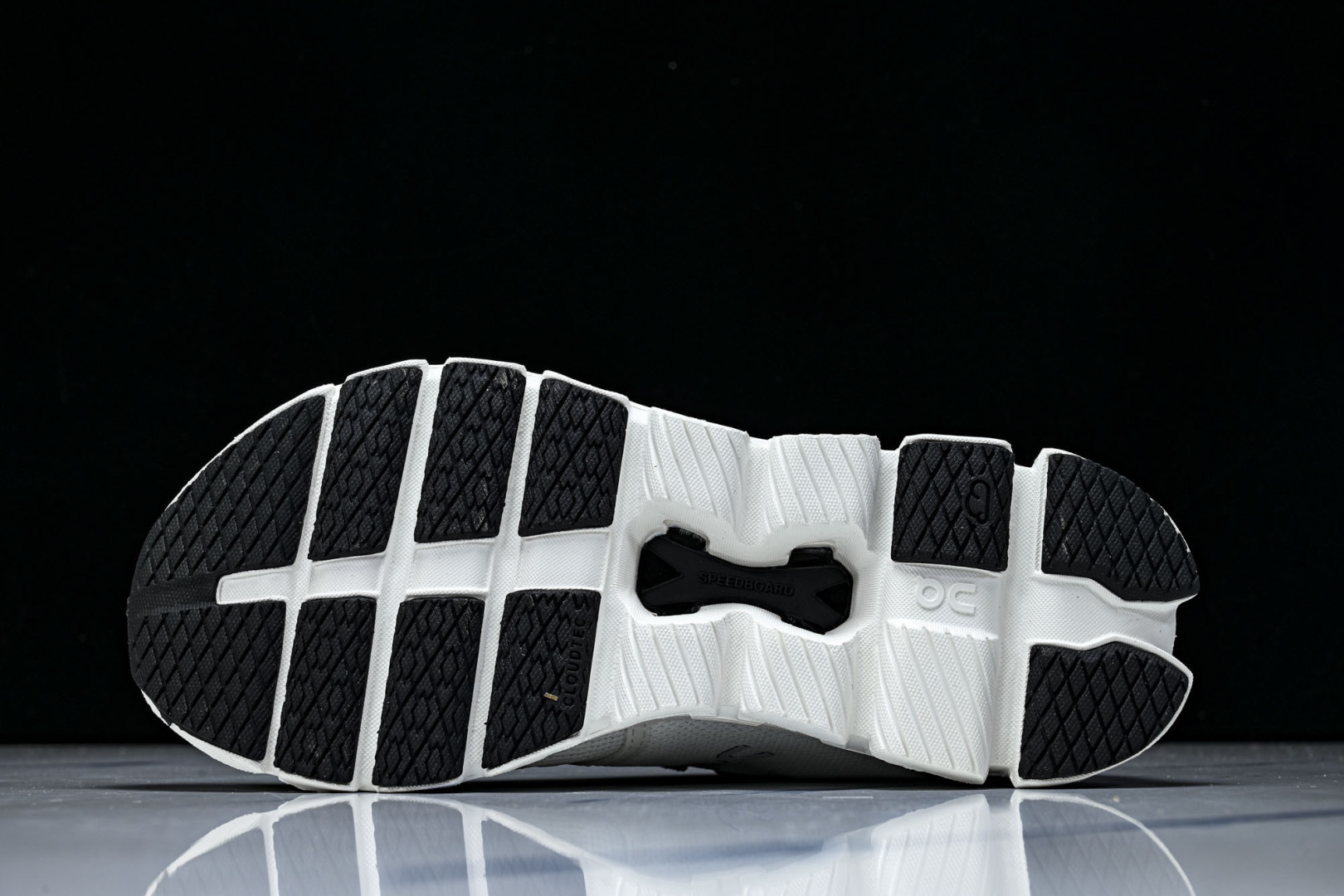 On昂跑 尺码:36-45纯原版出品-纯原On昂跑 Cloud X 4 男女款新一代综合训练鞋3WE Y