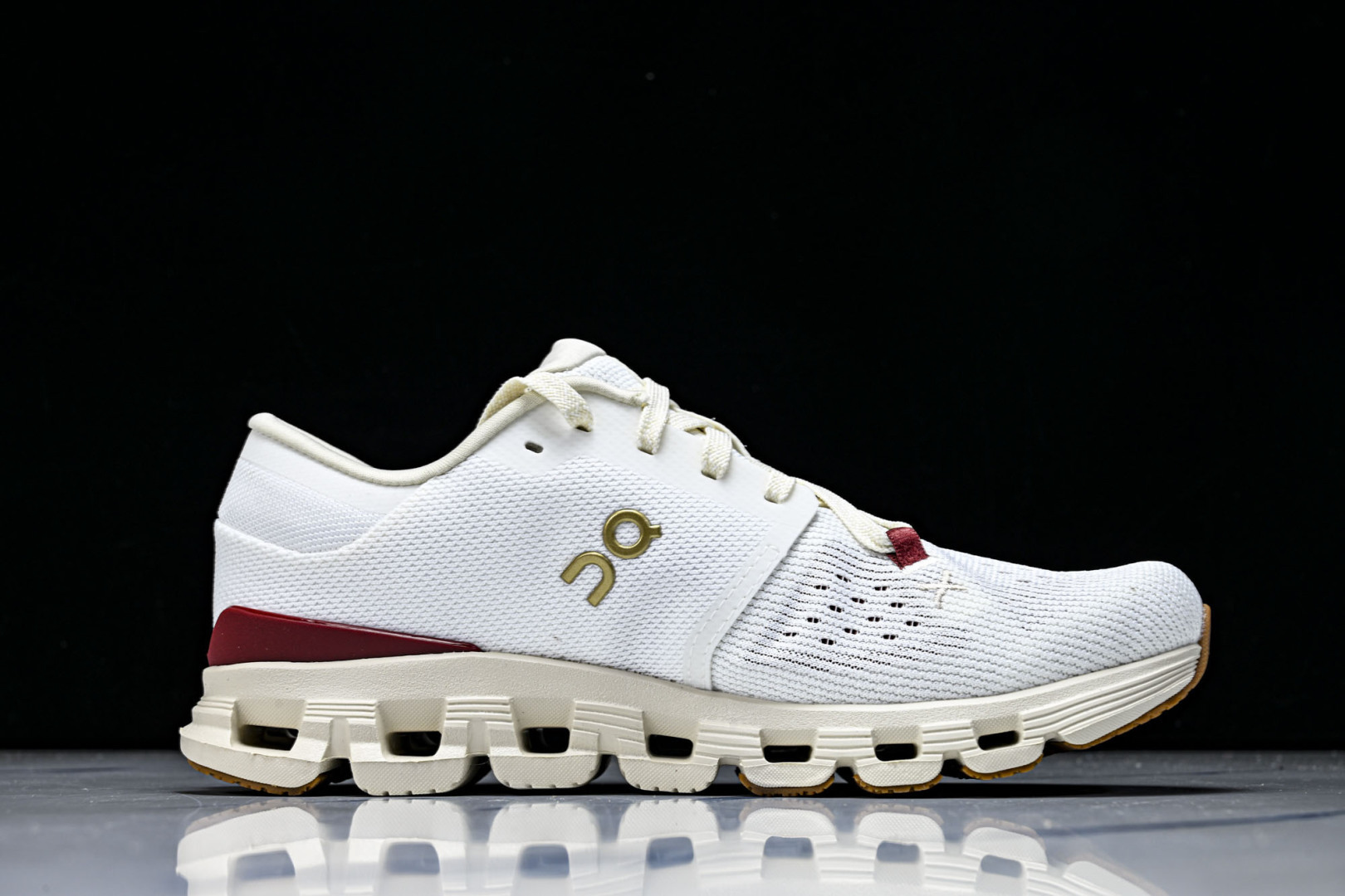 On昂跑 尺码:36-45纯原版出品-纯原On昂跑 Cloud X 4 男女款新一代综合训练鞋3WF Y
