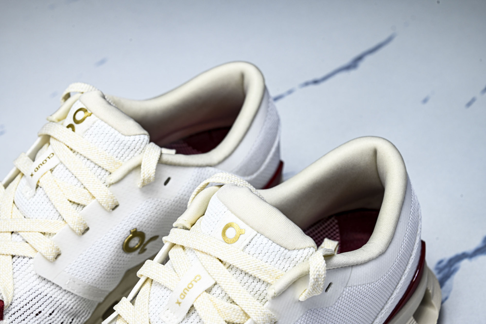 On昂跑 尺码:36-45纯原版出品-纯原On昂跑 Cloud X 4 男女款新一代综合训练鞋3WF Y