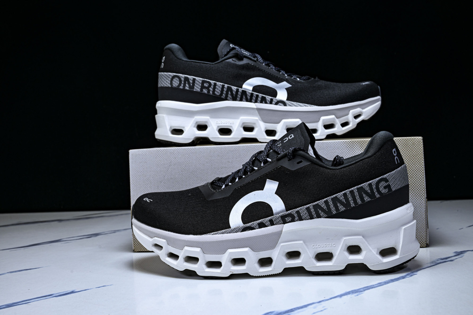 On昂跑 尺码:36-45纯原版出品-纯原ON昂跑 Cloudmonster 2 怪兽二代轻量缓震透气男
