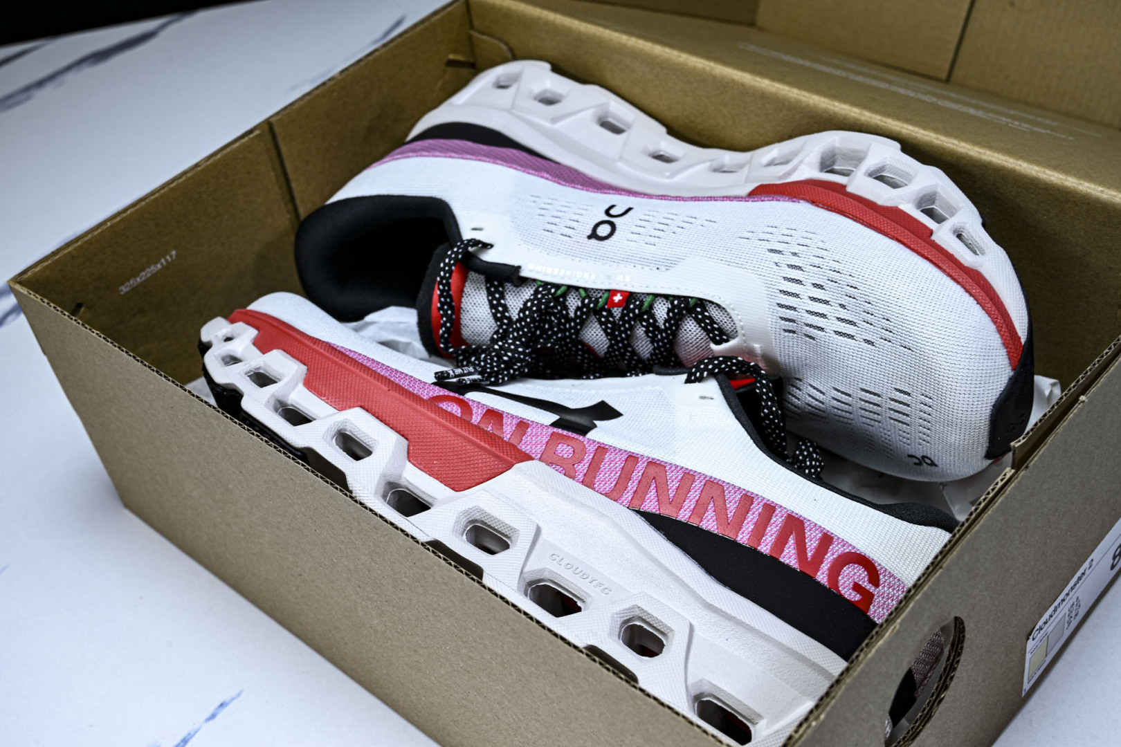On昂跑 尺码:36-45纯原版出品-纯原ON昂跑 Cloudmonster 2 怪兽二代轻量缓震透气男
