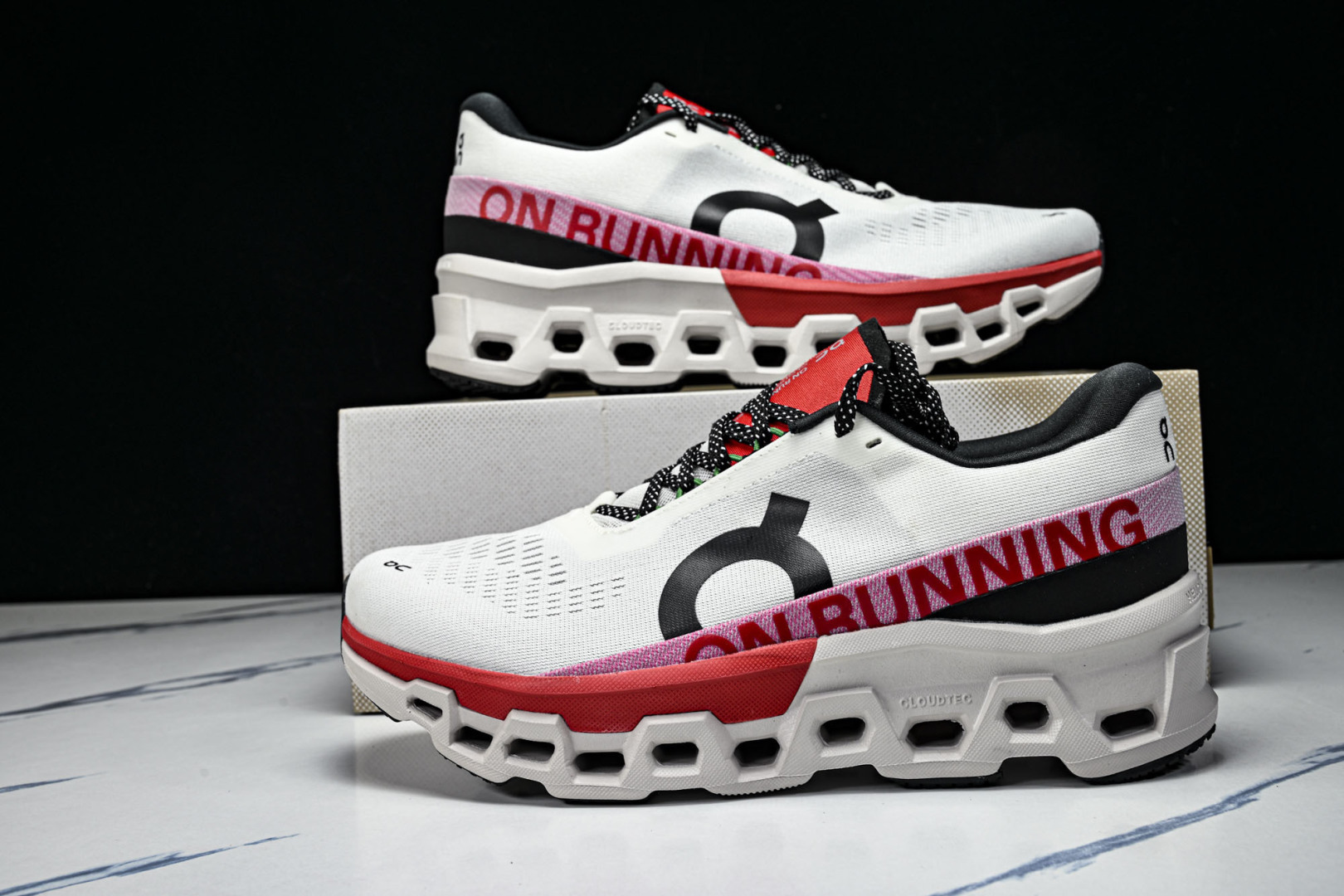 On昂跑 尺码:36-45纯原版出品-纯原ON昂跑 Cloudmonster 2 怪兽二代轻量缓震透气男