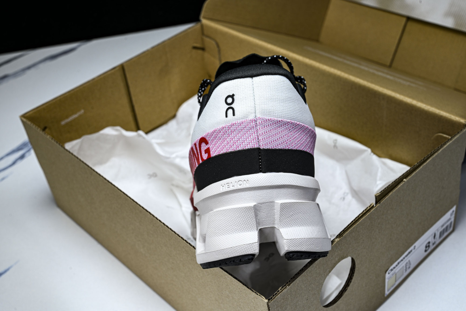 On昂跑 尺码:36-45纯原版出品-纯原ON昂跑 Cloudmonster 2 怪兽二代轻量缓震透气男