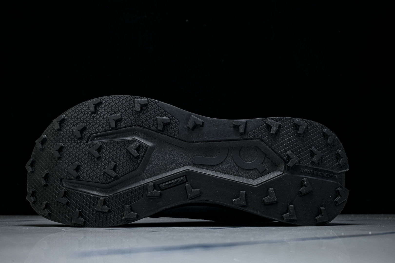 On昂跑 尺码:36-45纯原版出品-纯原ON昂跑 Cloudmonster 2 怪兽二代轻量缓震透气男