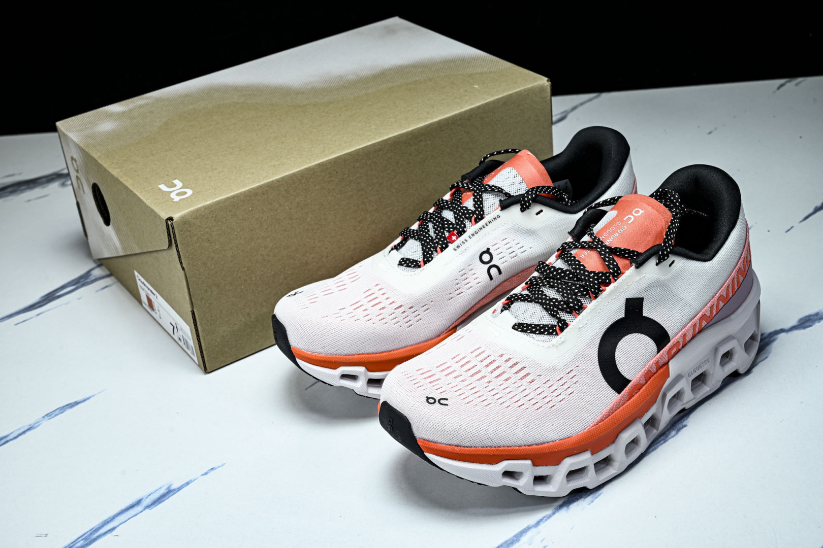 On昂跑 尺码:36-45纯原版出品-纯原ON昂跑 Cloudmonster 2 怪兽二代轻量缓震透气男