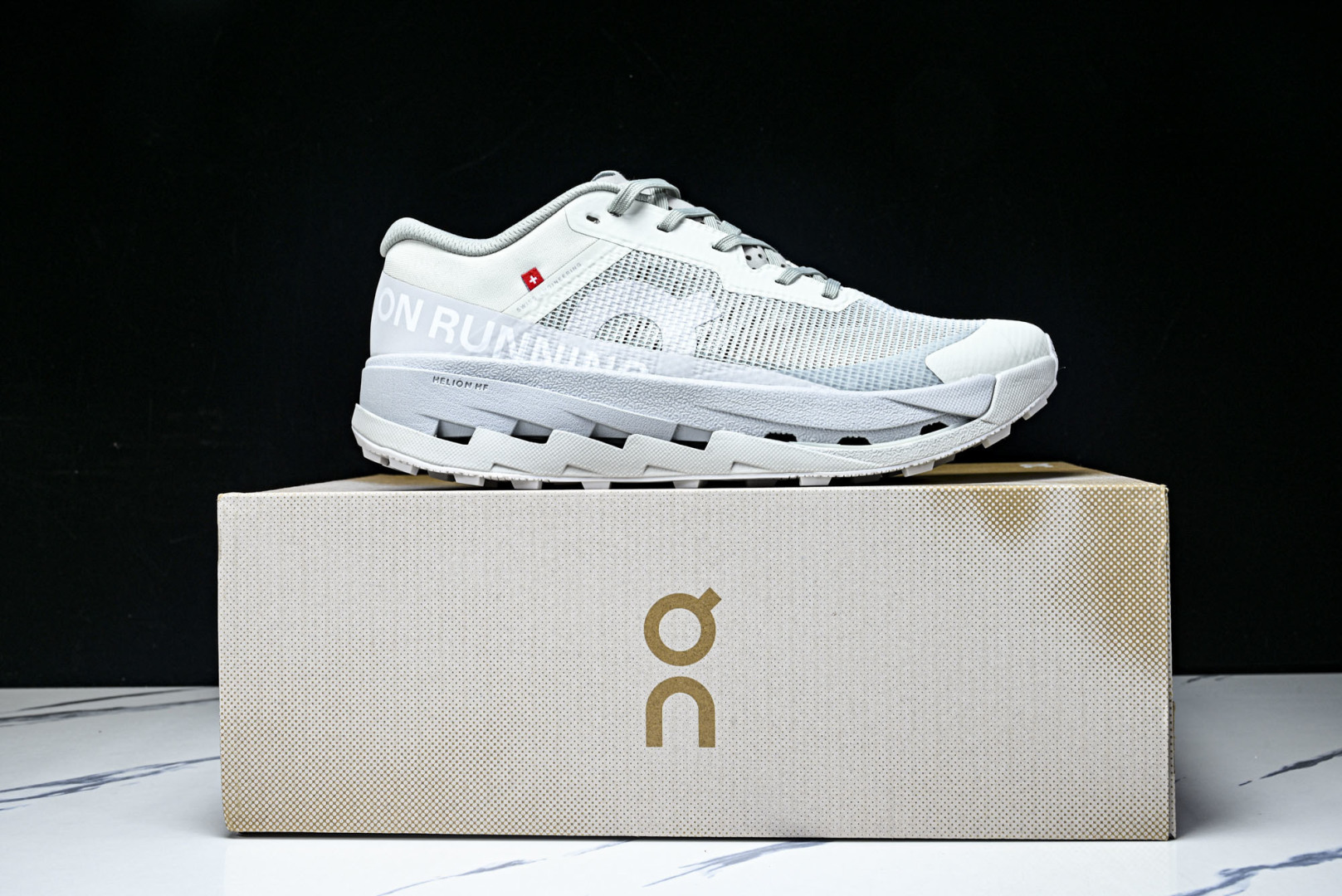 On昂跑 尺码:36-45纯原版出品-纯原On昂跑 Cloudtilt 新款男女款轻量休闲鞋 3MF Y