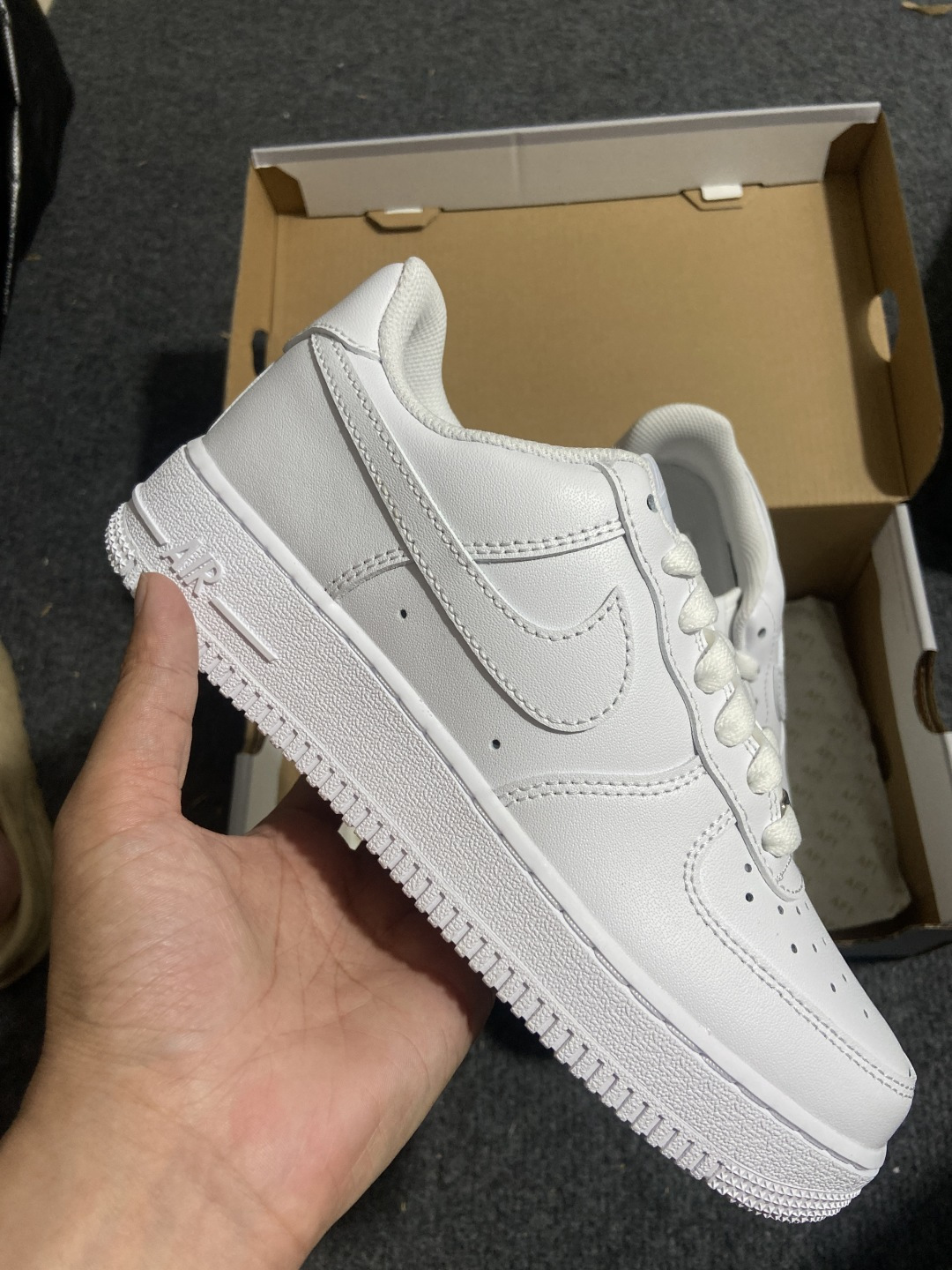 补货【纯原】NK Air Force 1 Low '07 空军一号低帮经典板鞋 全白 YZ00936-3