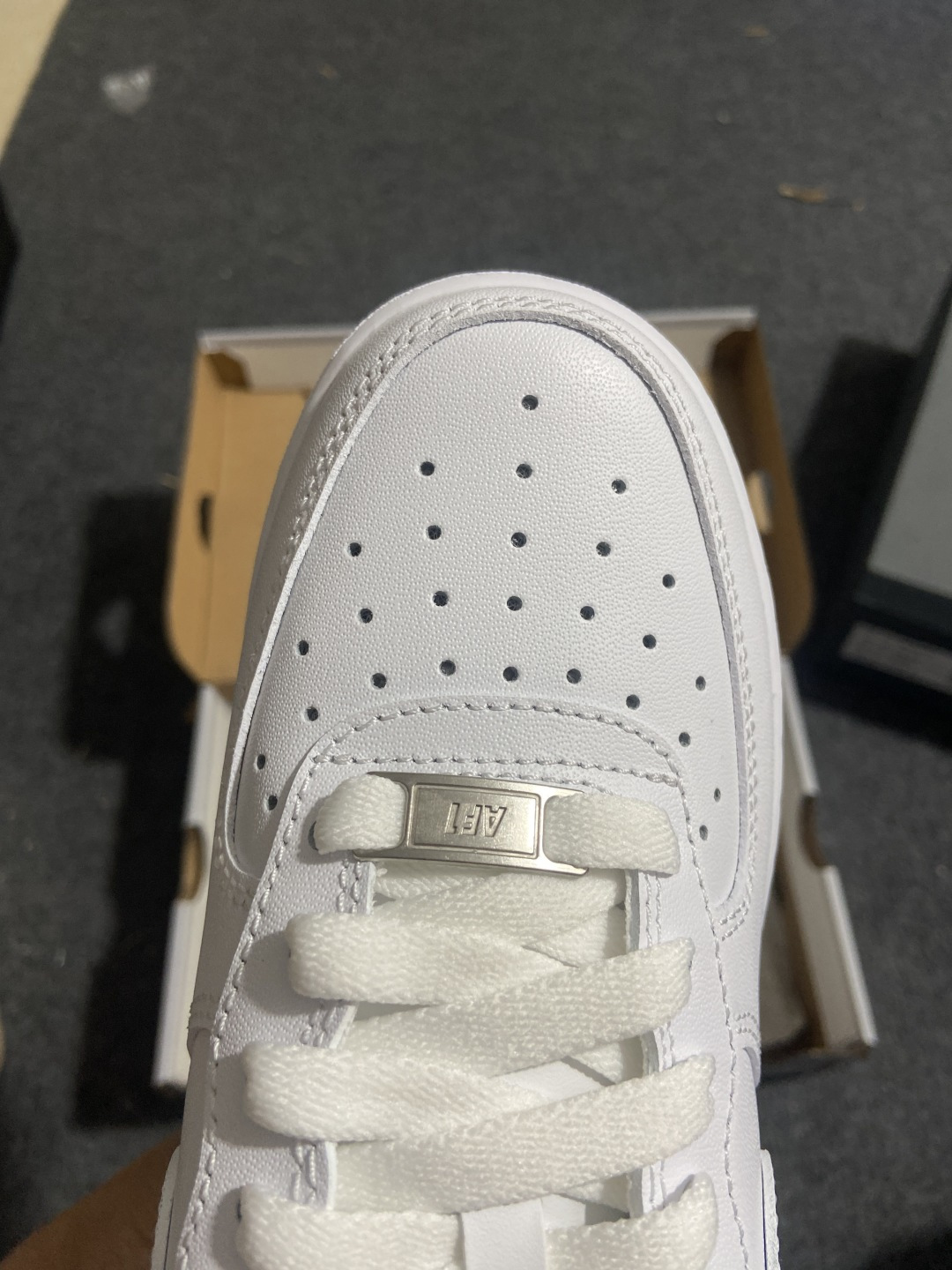 补货【纯原】NK Air Force 1 Low '07 空军一号低帮经典板鞋 全白 YZ00936-3