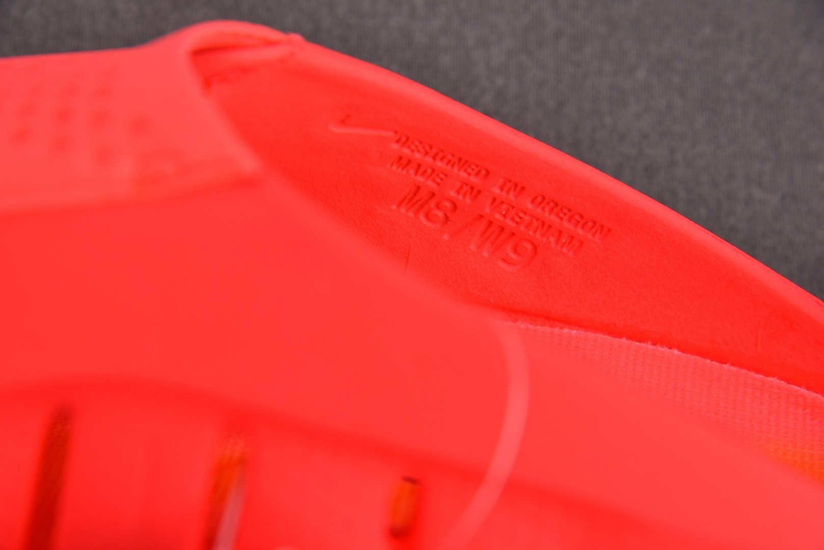 Mind 尺码:36-47.5纯原版出品-NK Mind 001 Slide Solar Red 红色 