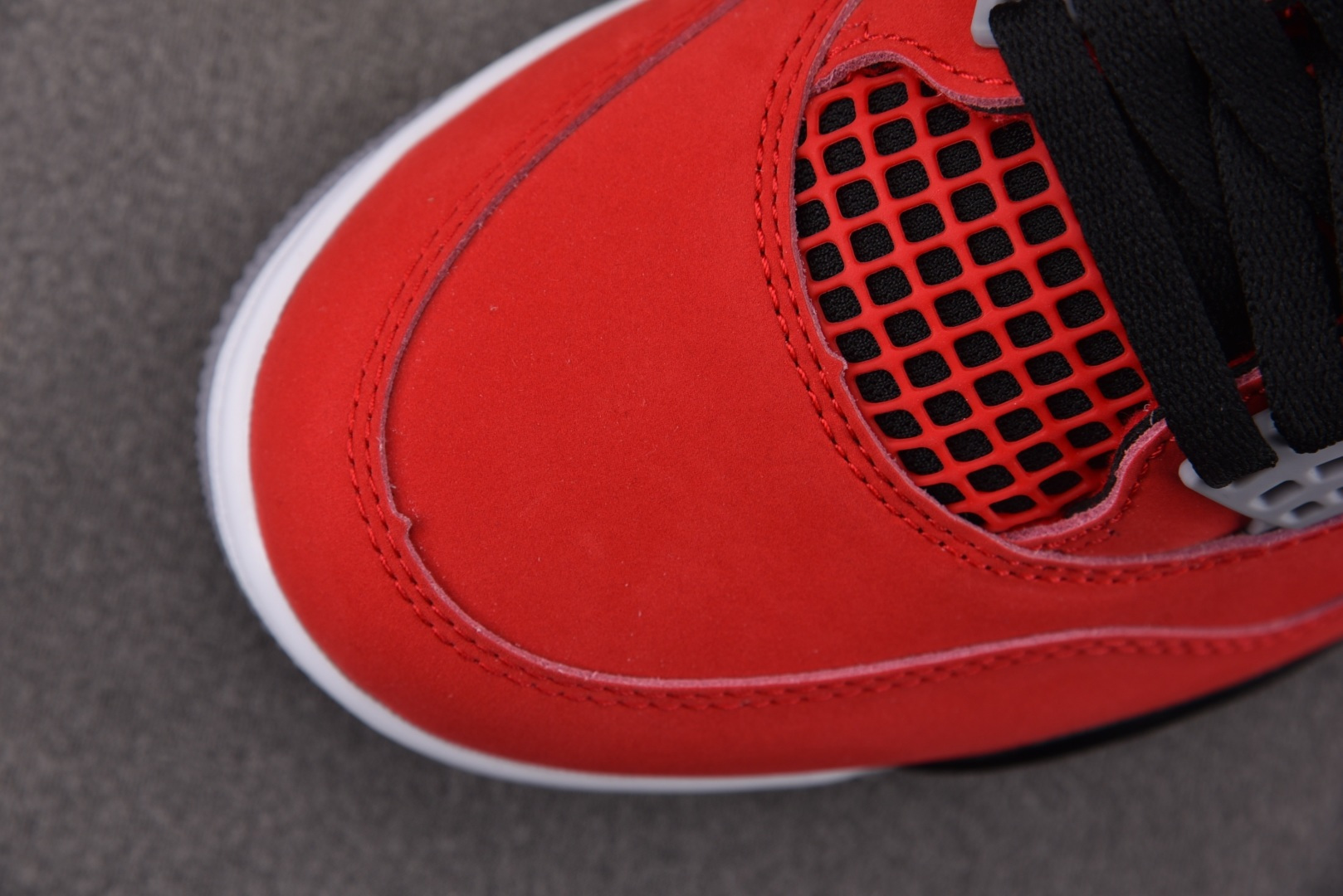 AJ4 EUR:40-48.5纯原-Air Jordan 4“Toro Bravo”公牛红复刻 FQ81