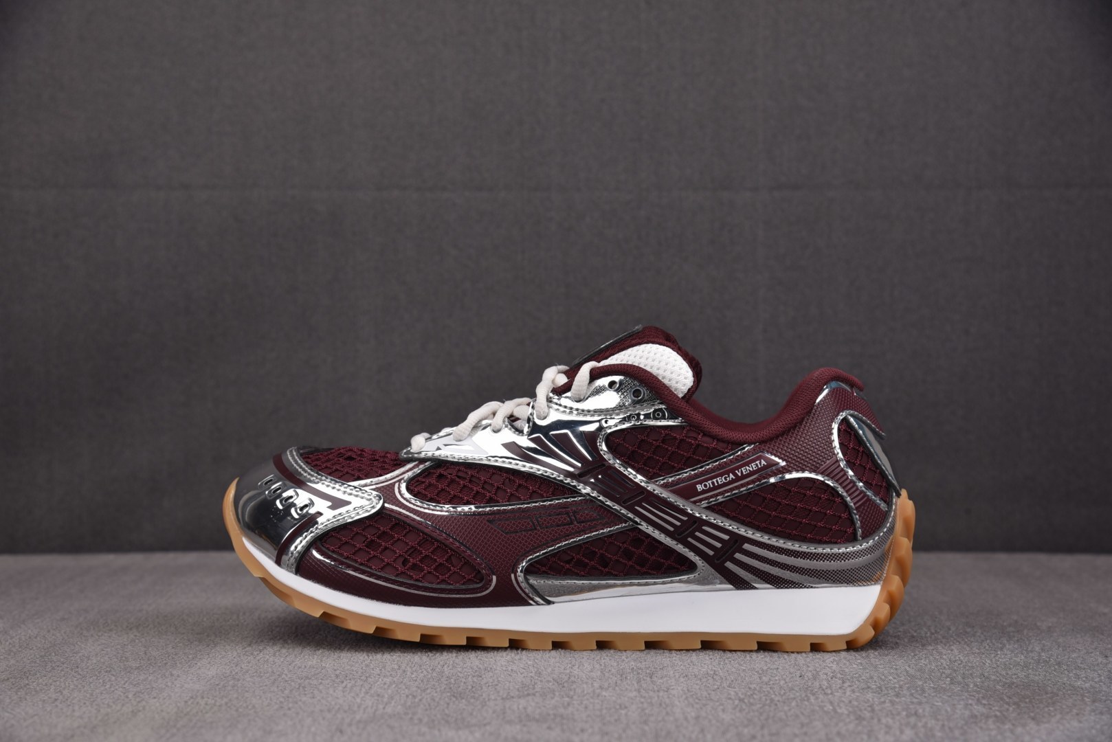 葆蝶家 尺码:35-46纯原版出品-Bottega Veneta 葆蝶家 酒红 YZ004尺码：35 3