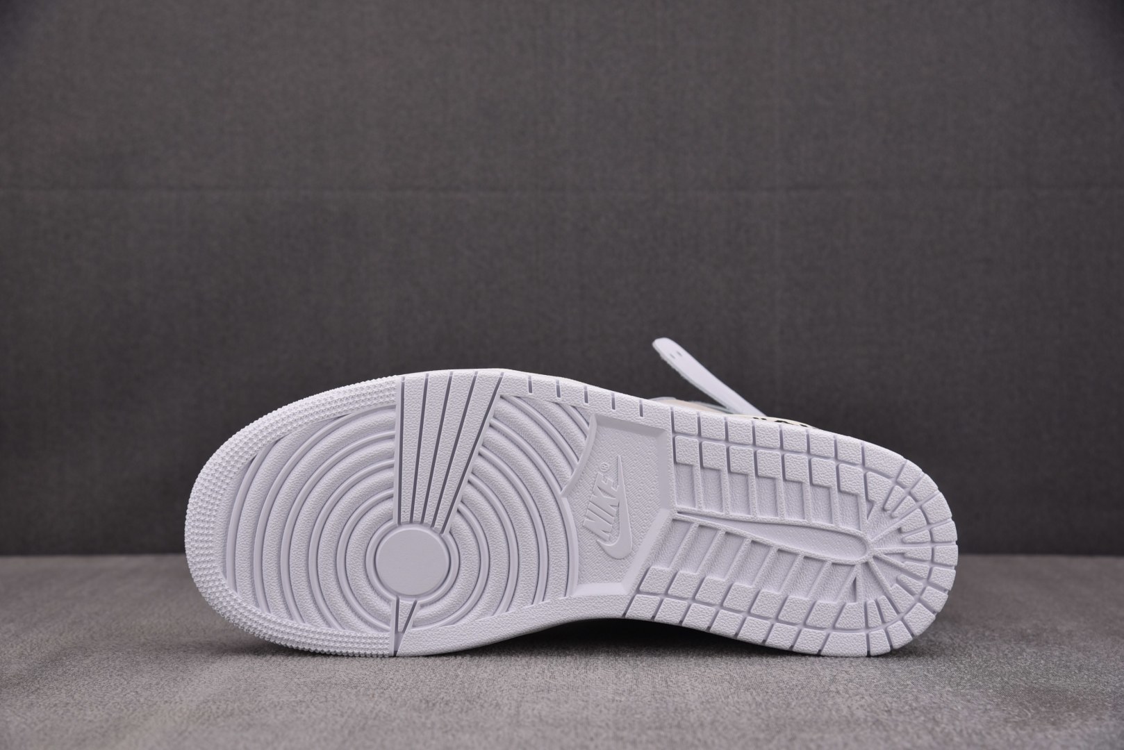 AJ1High 尺码:40-47.5纯原版出品-Air Jordan 1 Retro High Off-