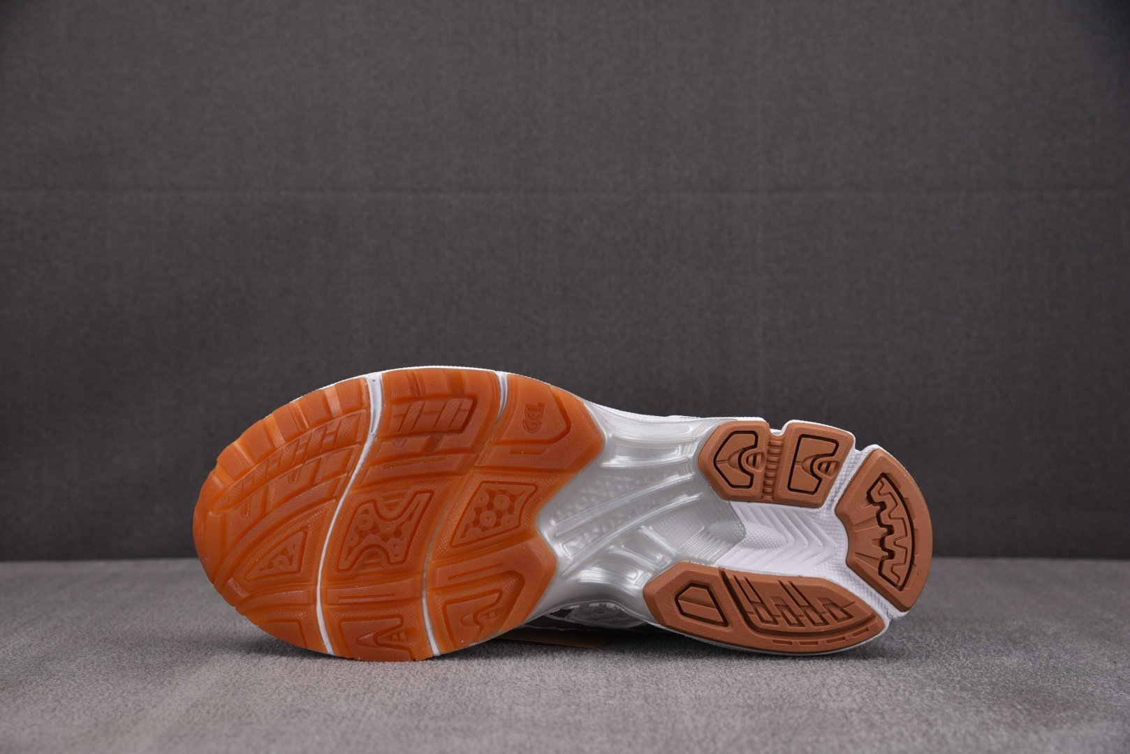 ASICS 尺码:36-47纯原版出品-Asics Gel-Kayano 14 亚瑟士男女复古耐磨低帮休