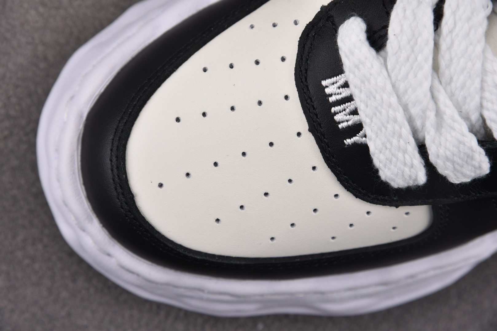 MMY 三原 尺码:36-44纯原版出品-MIHARA YASUHIRO 黑白 No.740 YZ022