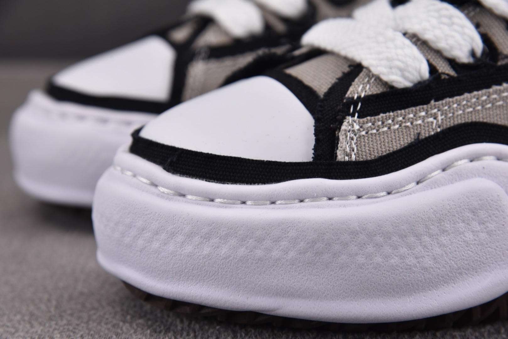 MMY 三原 尺码:36-44纯原版出品-MIHARA YASUHIRO 灰色 No.717 YZ022