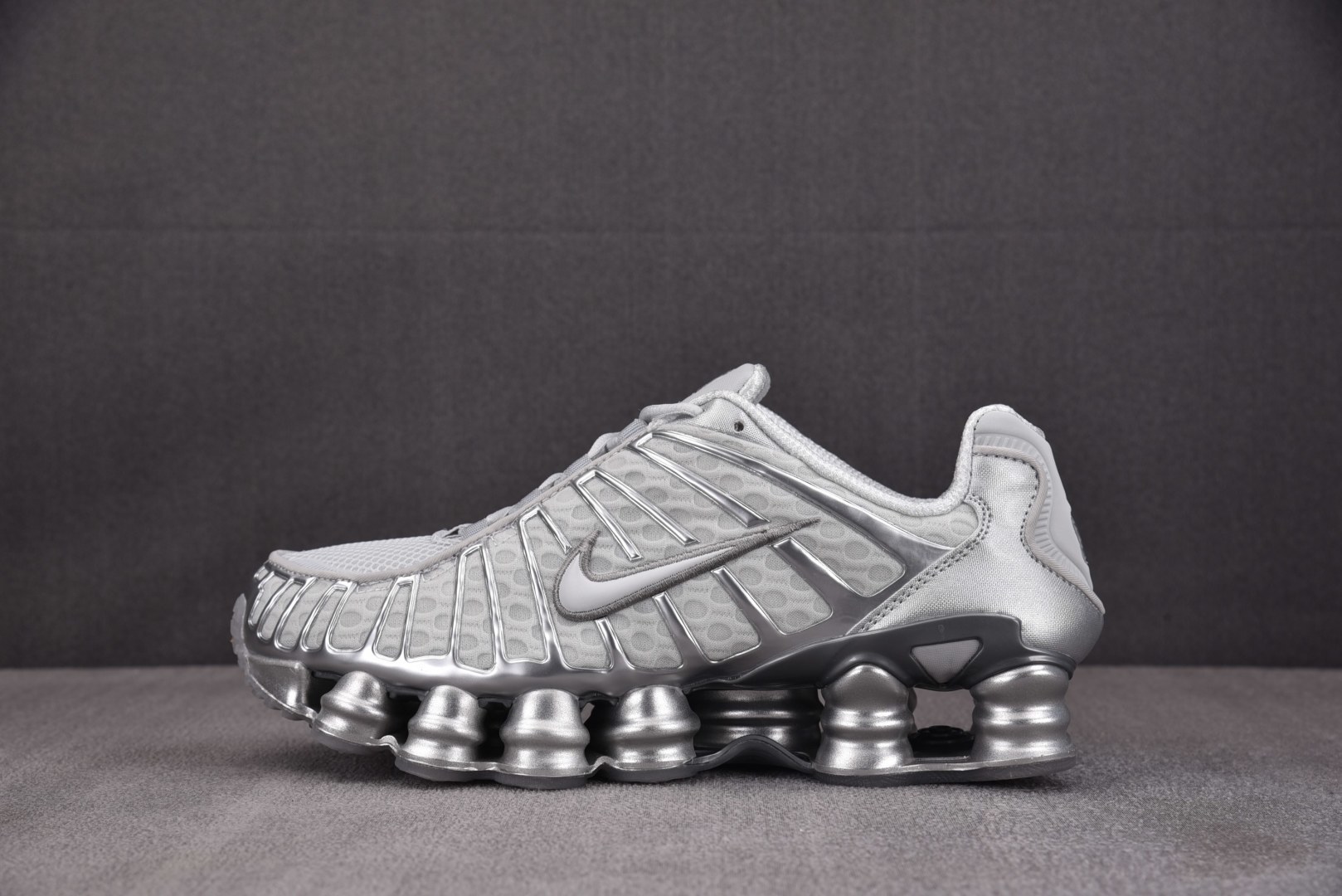 Mam 尺码:39-47.5纯原版出品-NK Shox TL Chrome (Women's) 银色 A