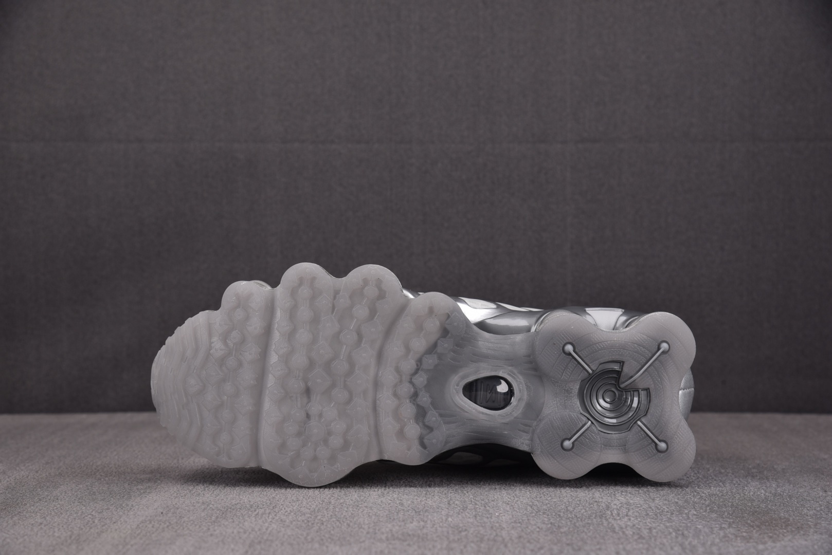 Mam 尺码:39-47.5纯原版出品-NK Shox TL Chrome (Women's) 银色 A