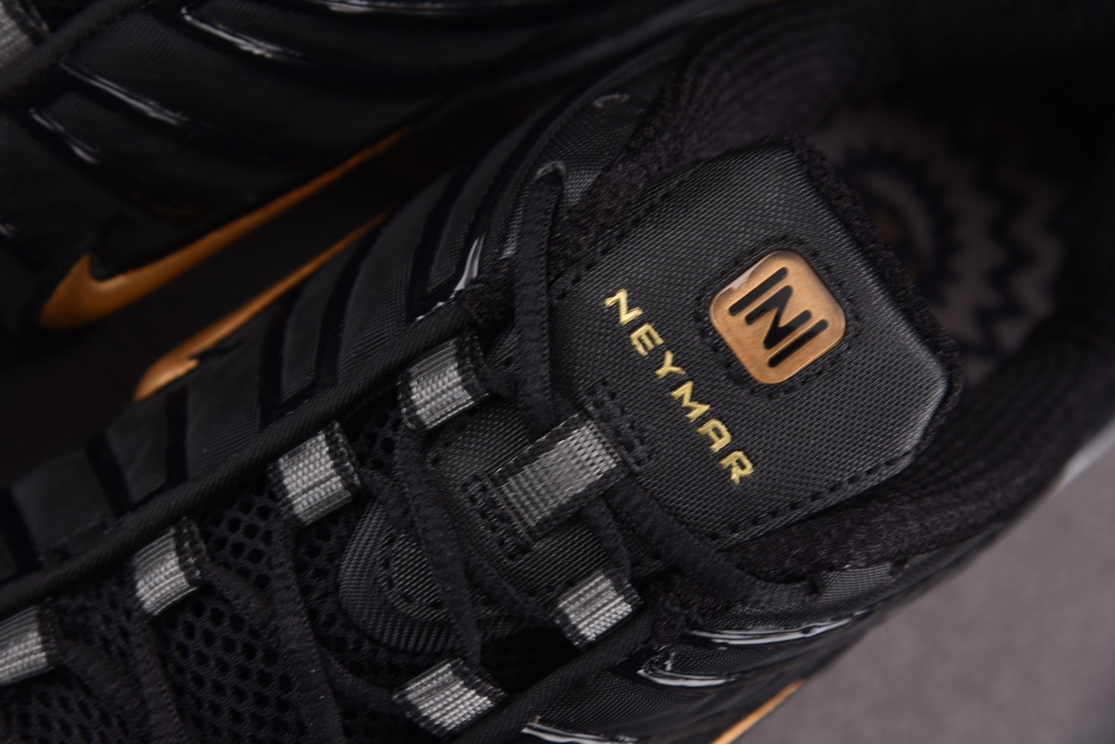 Mam 尺码:39-47.5纯原版出品-NK Shox TL Neymar 黑金 BV1388-001 