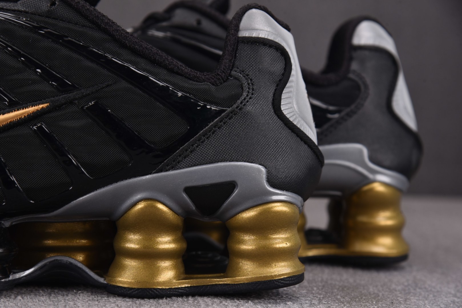 Mam 尺码:39-47.5纯原版出品-NK Shox TL Neymar 黑金 BV1388-001 