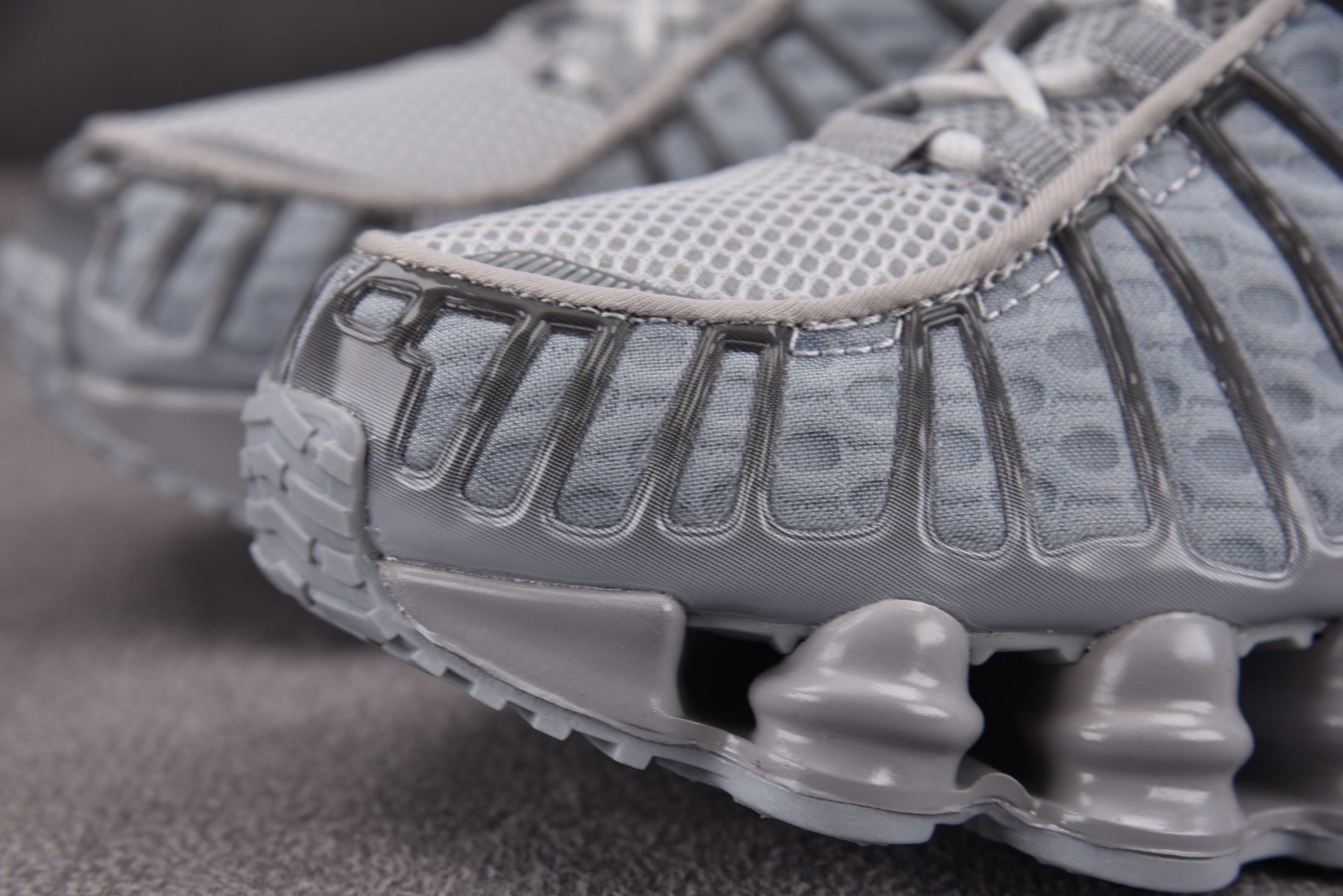 Mam 尺码:39-47.5纯原版出品-NK Shox TL Wolf Grey 灰色 AV3595-0