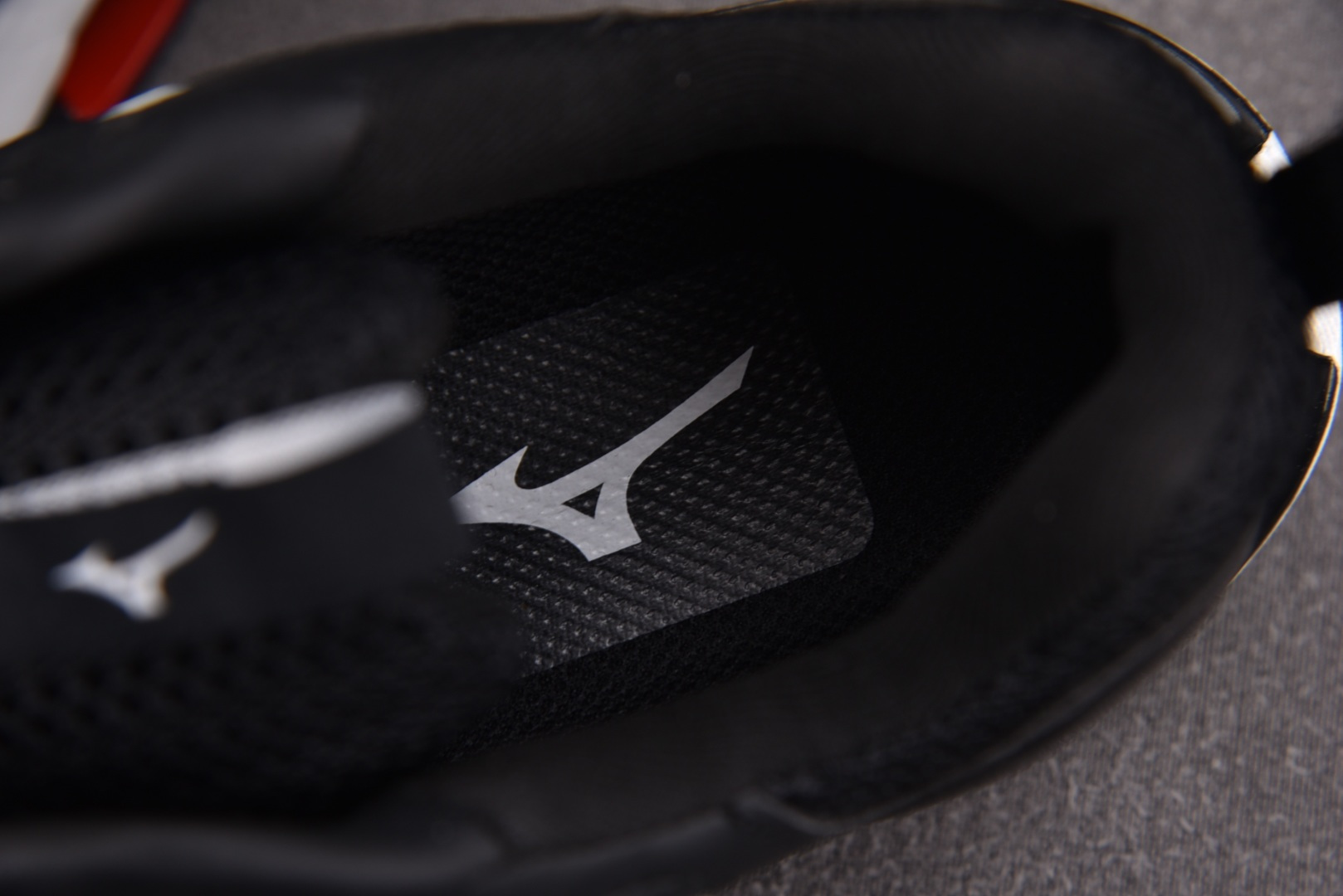 Mizuno Wave Prophecy 14S 黑白J1GC 尺寸36-46YZ039