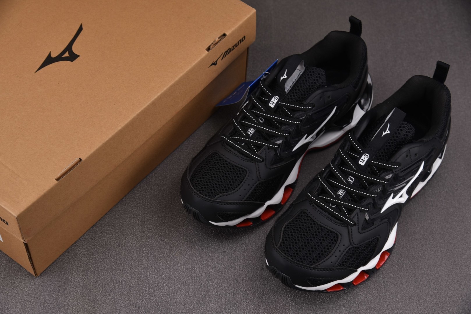 Mizuno Wave Prophecy 14S 黑白J1GC 尺寸36-46YZ039