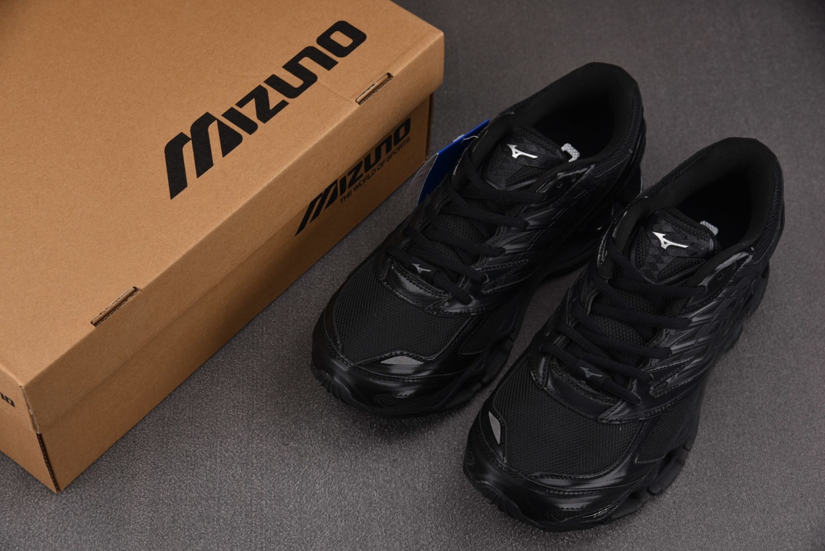 Mizuno Wave Prophecy LS 黑色 D1GA尺寸36-46YZ039