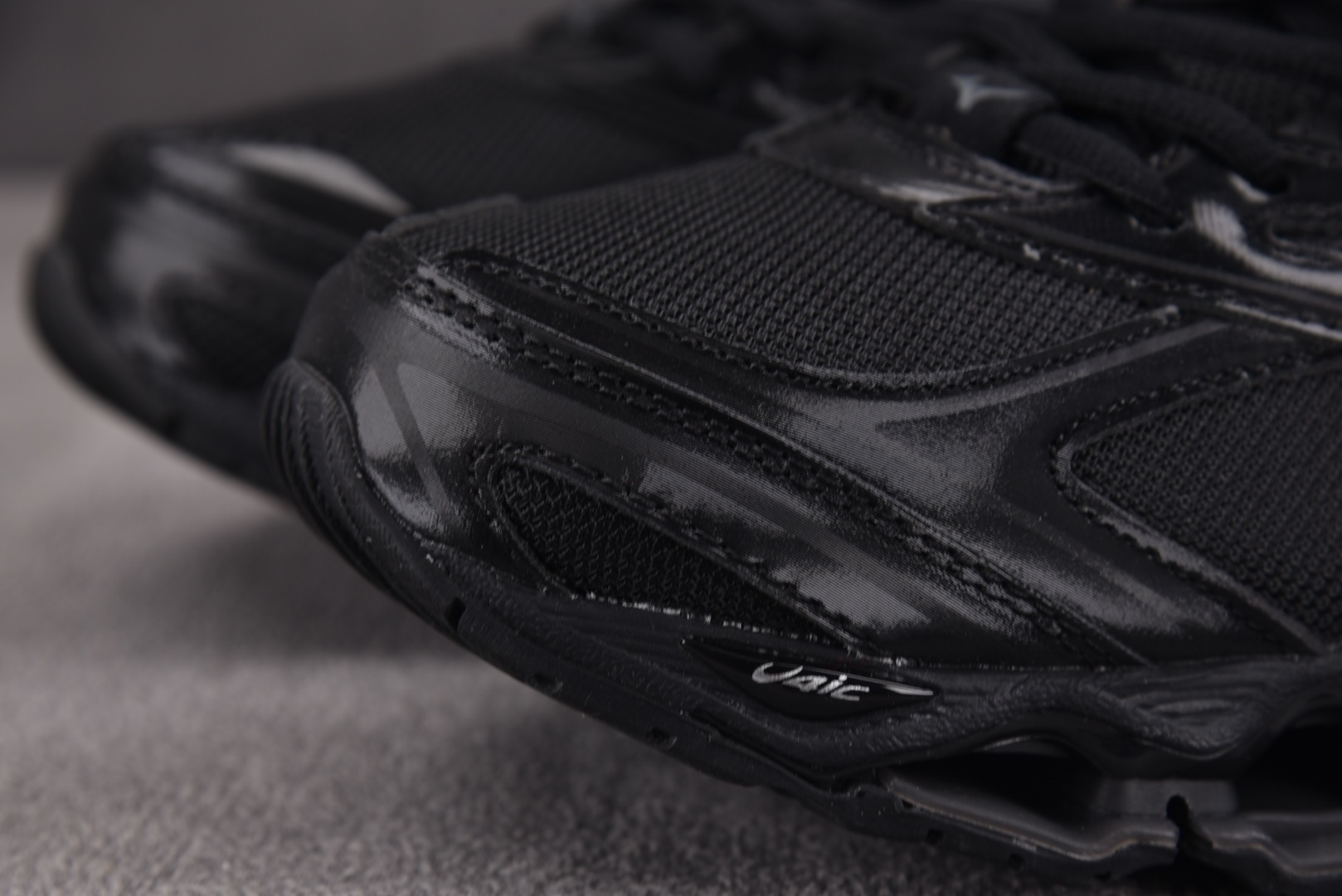 Mizuno Wave Prophecy LS 黑色 D1GA尺寸36-46YZ039