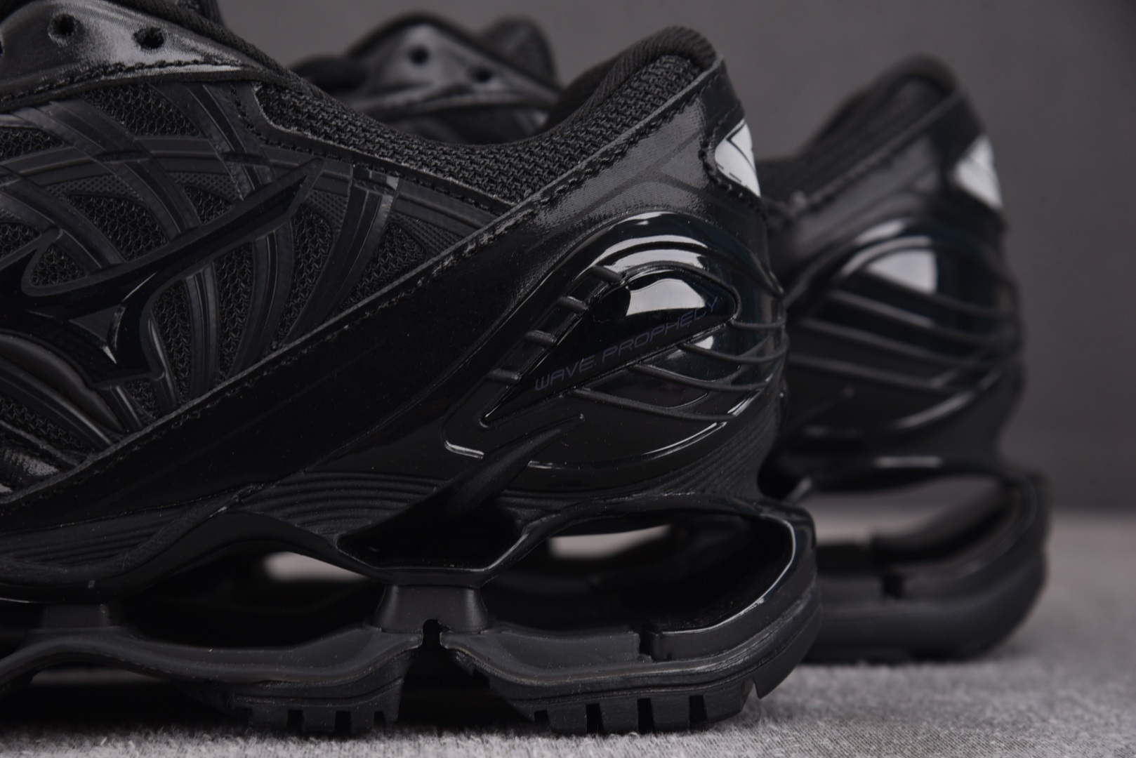 Mizuno Wave Prophecy LS 黑色 D1GA尺寸36-46YZ039