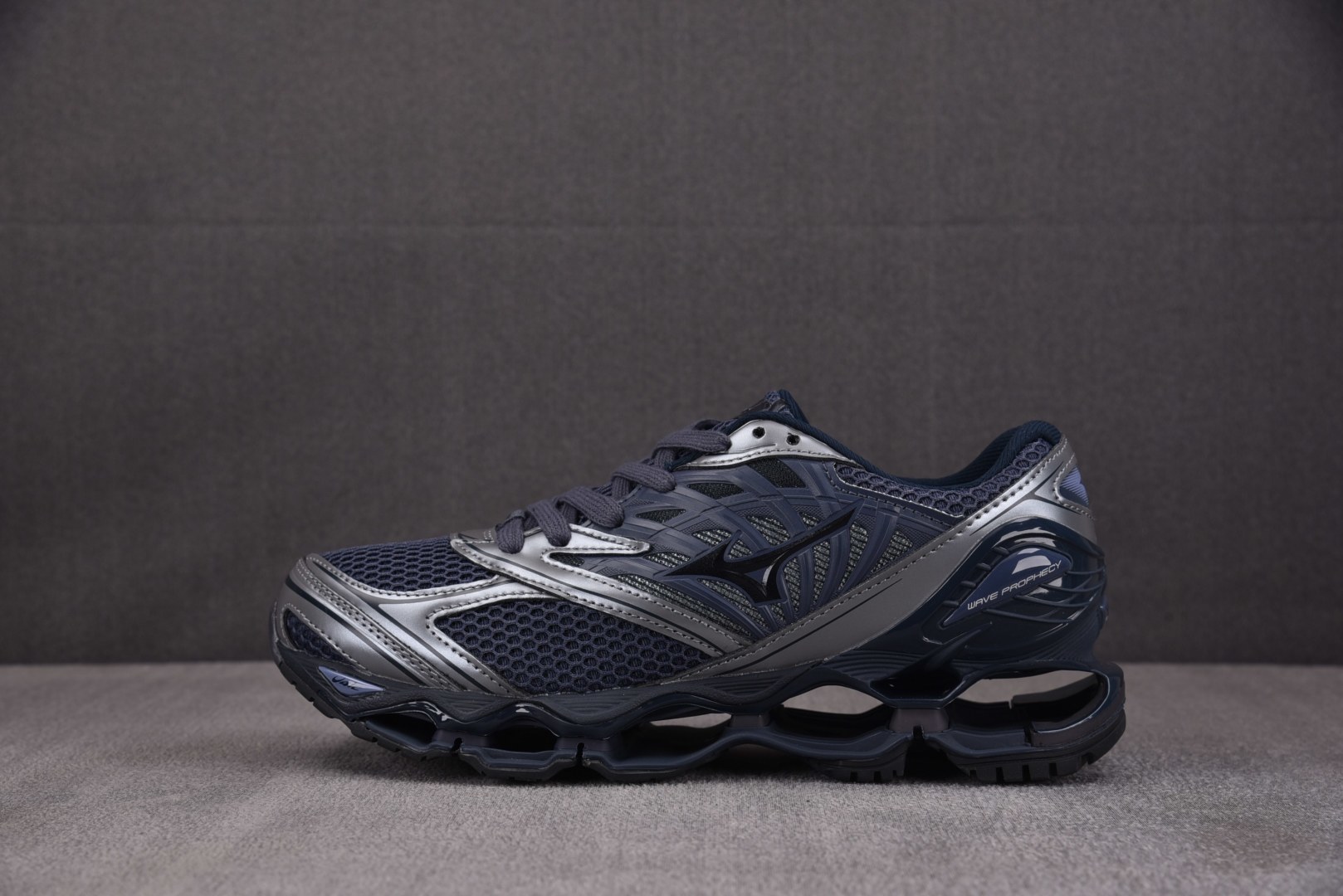 Mizuno Wave Prophecy LS 灰黑D1GA尺寸36-46YZ039