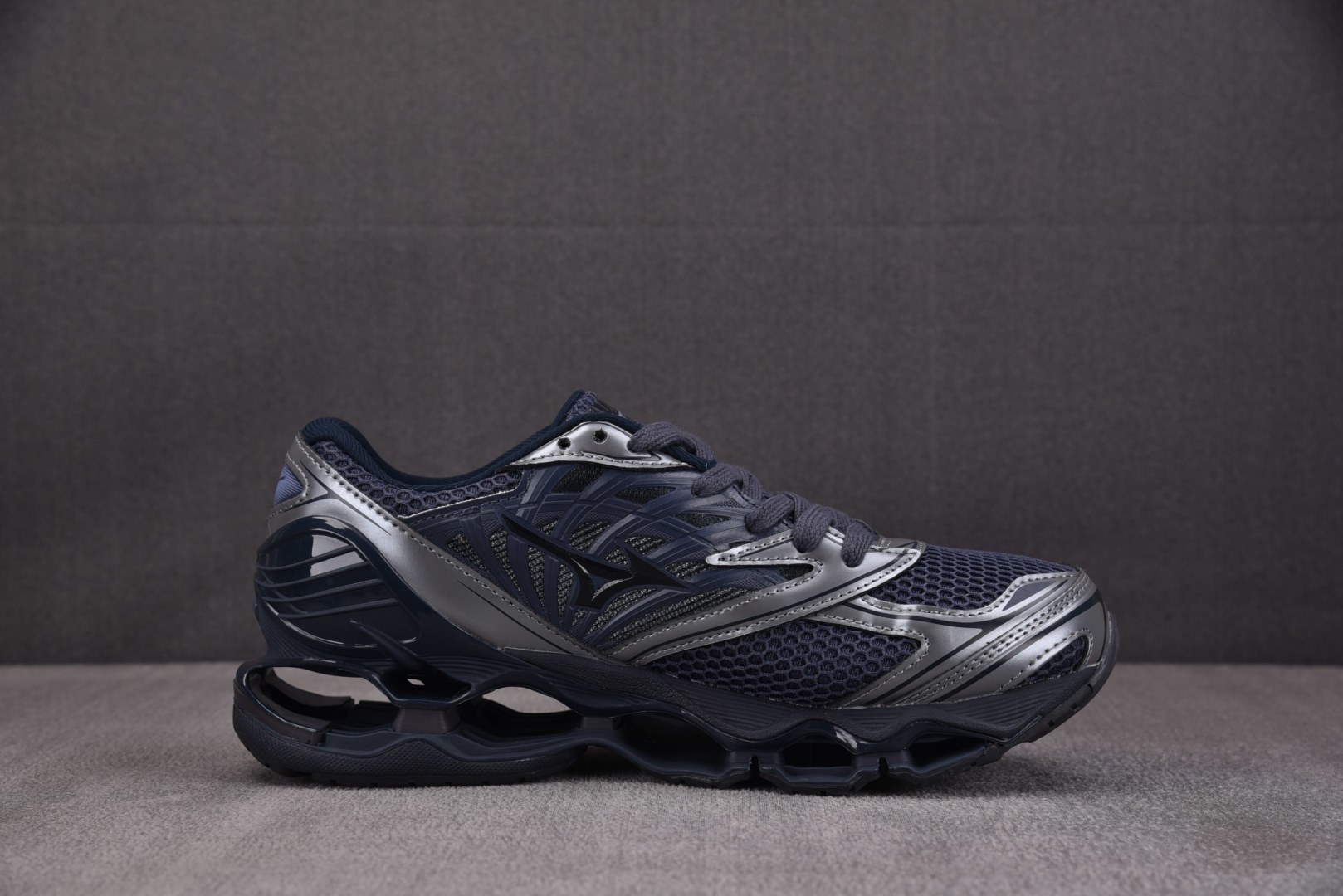 Mizuno Wave Prophecy LS 灰黑D1GA尺寸36-46YZ039