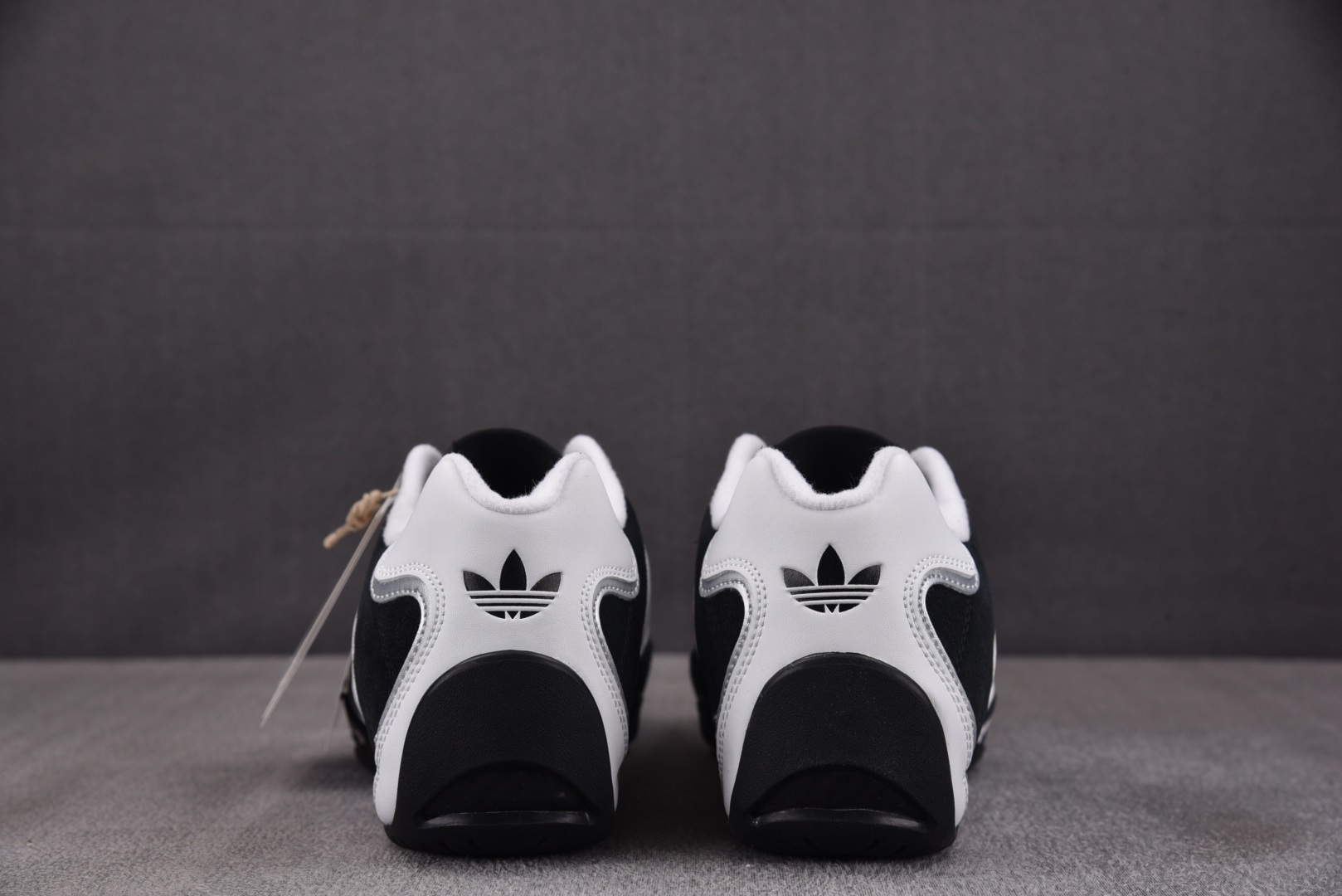 AD Adi Racer Lo Core Black White 黑白 jp-7129 size 36 