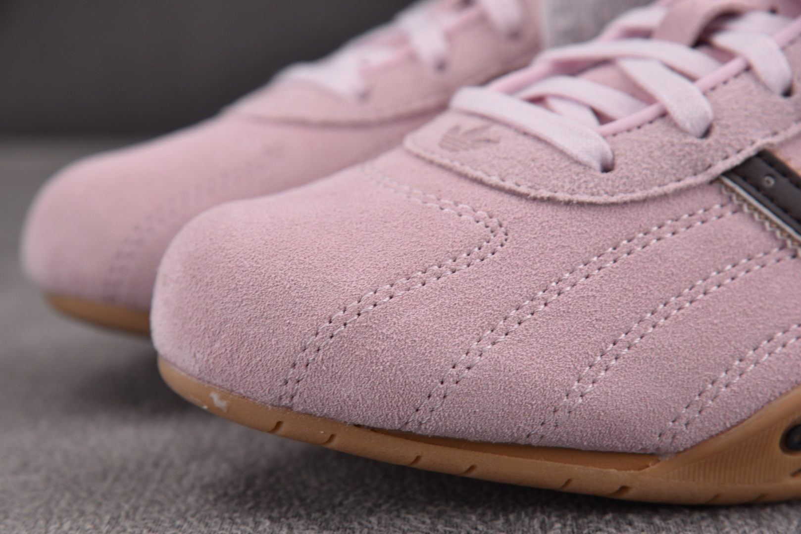 AD Adiracer Lo Almost Pink Dark Brown Pink (Women's)