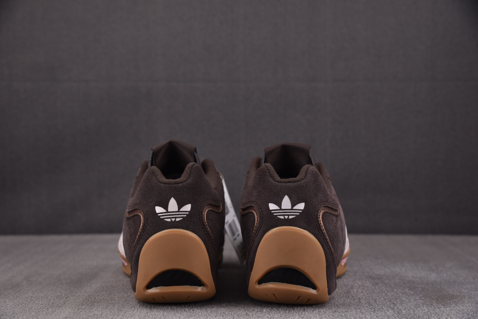 AD Adiracer Lo Dark Brown Clear Pink Gum (Women's) 棕