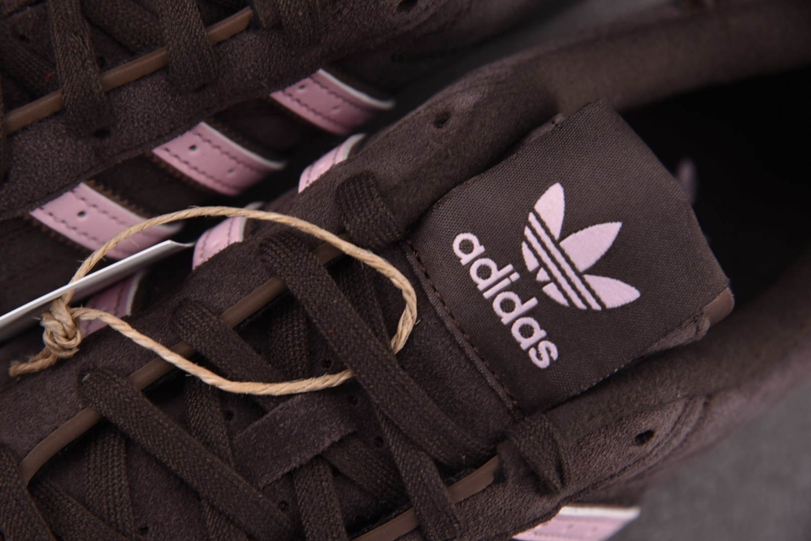 AD Adiracer Lo Dark Brown Clear Pink Gum (Women's) 棕