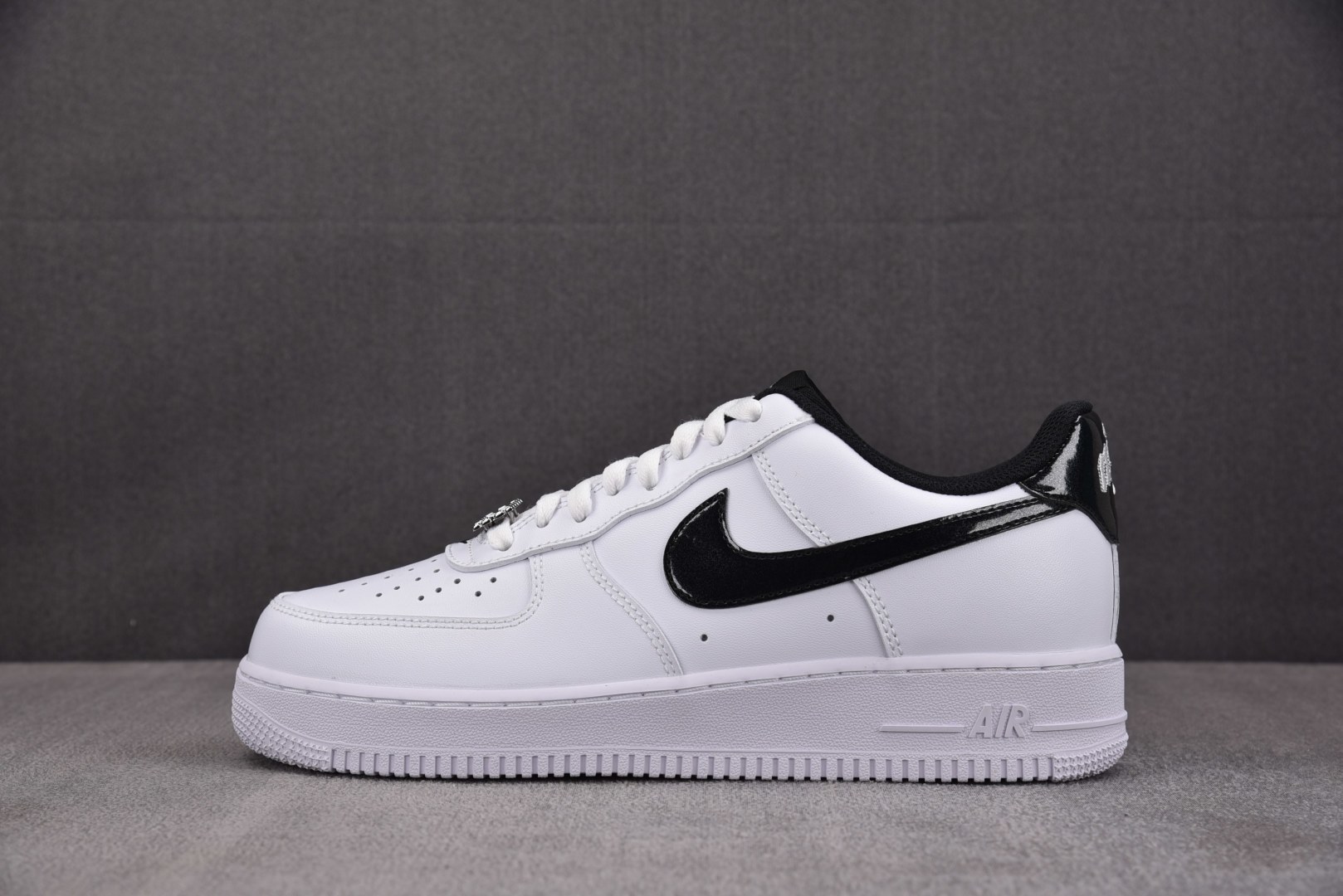 【纯原】NK Air Force 1 '07 LV8 White Black 白黑 HF2898-101