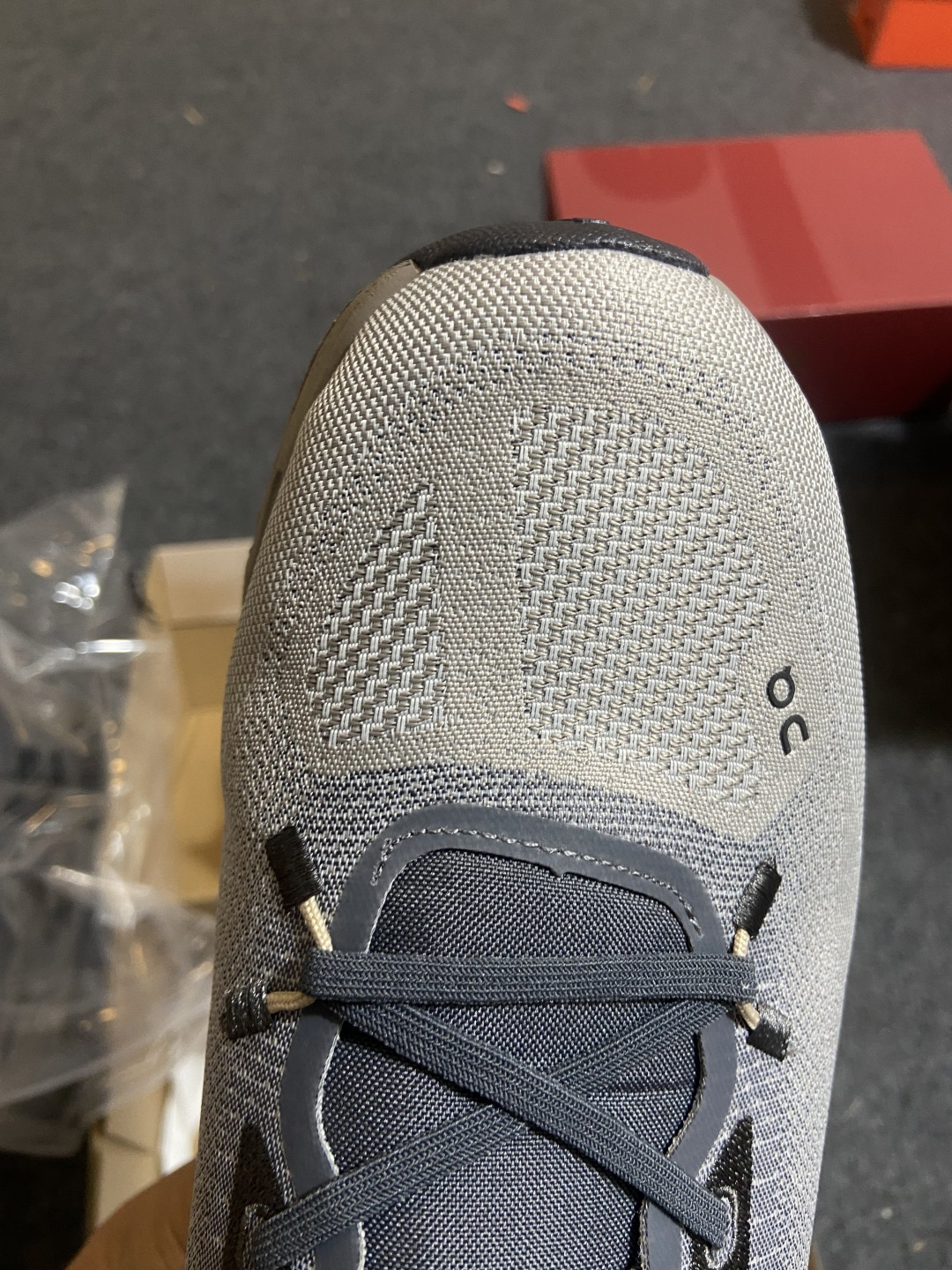 On昂跑 x LOEWE罗意威 Cloudtilt 织物 跑步 户外轻便百搭系带 减震 低帮 运动休闲鞋