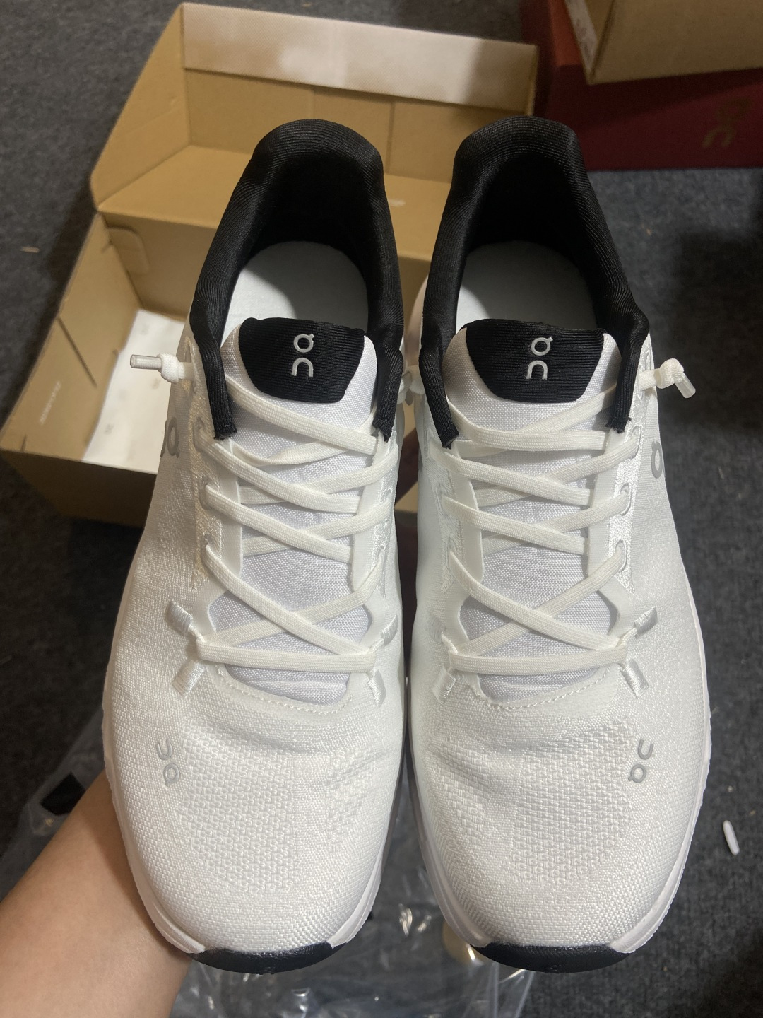 On昂跑 x LOEWE罗意威 Cloudtilt 织物 跑步 户外轻便百搭系带 减震 低帮 运动休闲鞋