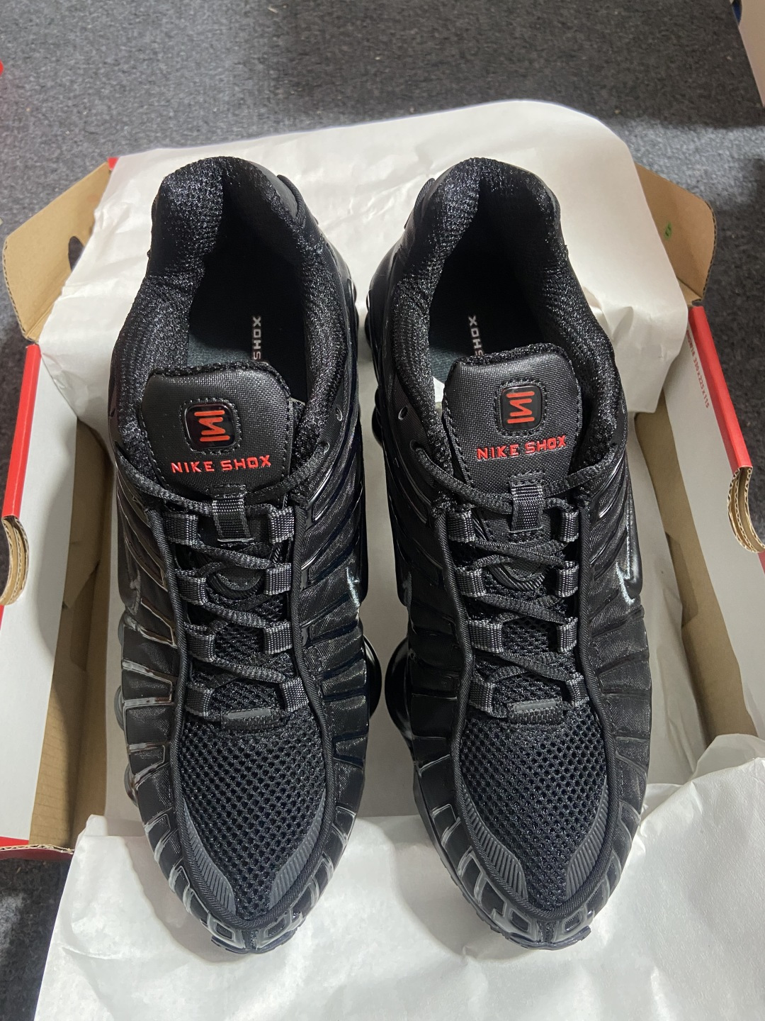 Mam 尺码:39-47.5纯原版出品-NK Shox TL 黑蓝 防滑舒适 低帮 休闲气柱跑步鞋 AR