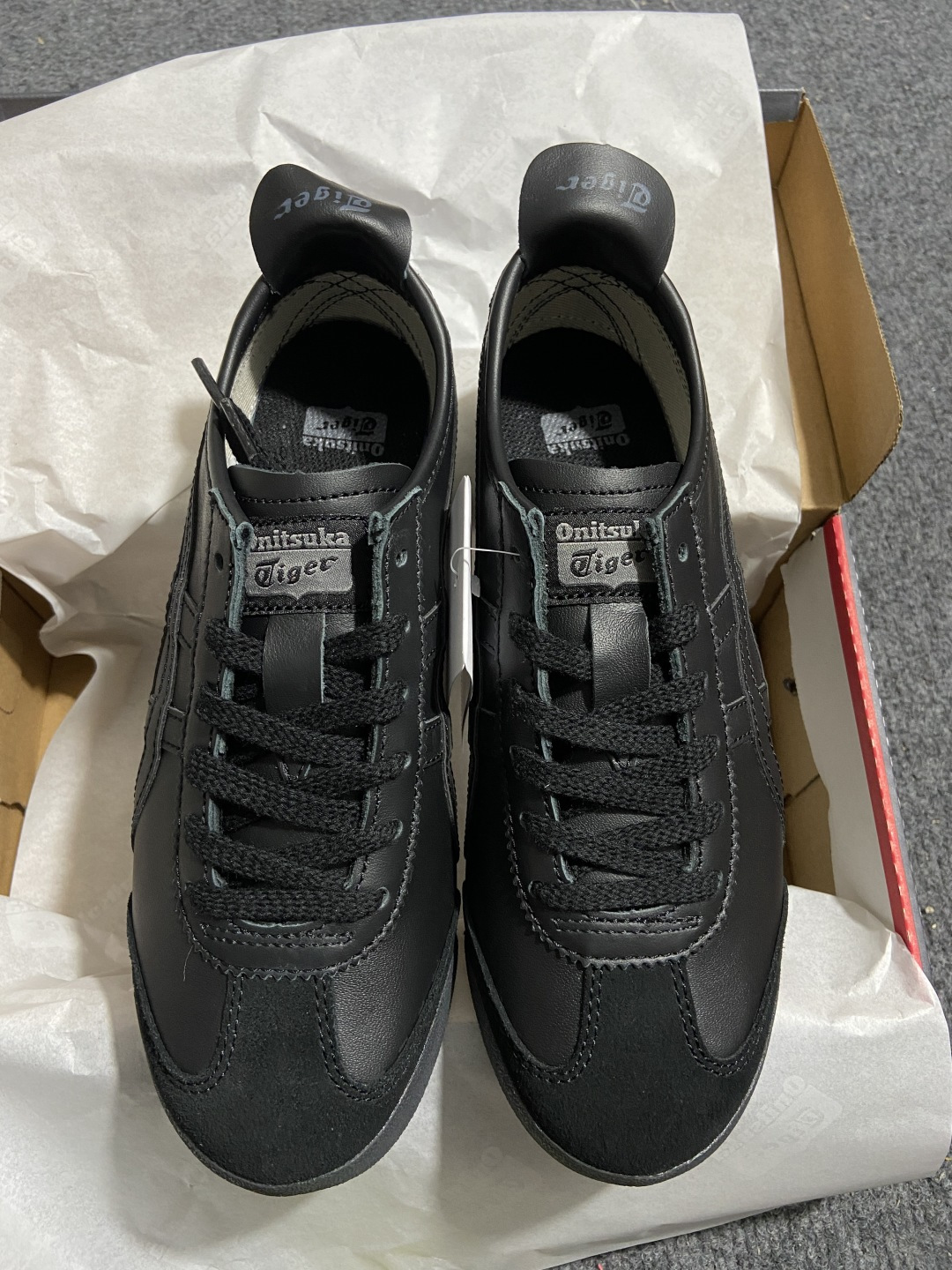 版型 用料 细节 清洁度  公司级别 可对比同价位 Onitsuka Tiger鬼塚虎 MEXICO 6
