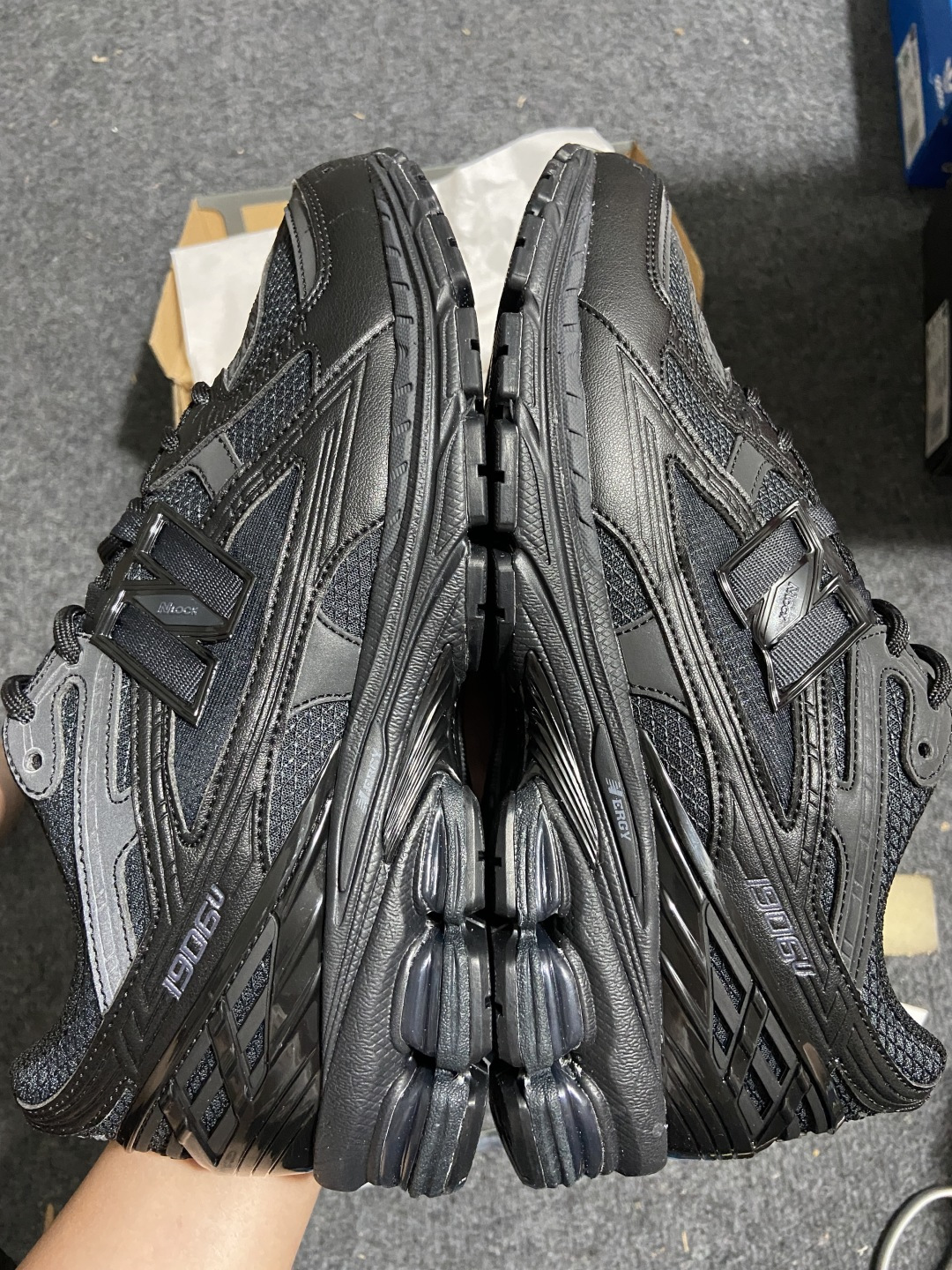 New Balance 1906系列复古老爹风休闲运动慢跑鞋M1906NJ #YZ010#鞋款灵感源自设