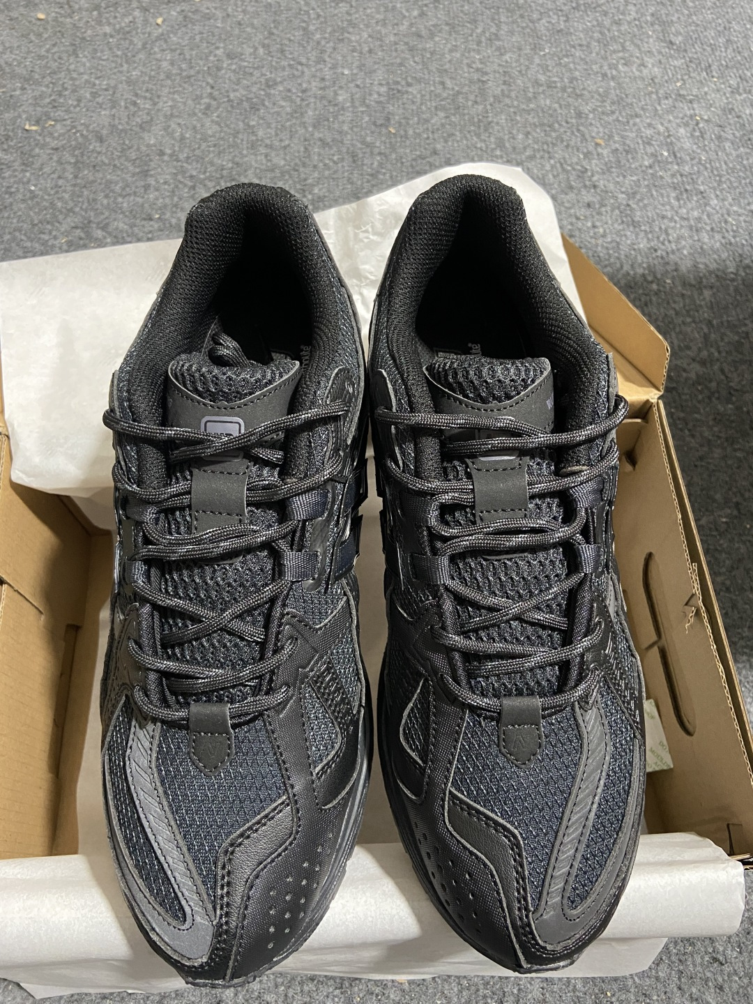 New Balance 1906系列复古老爹风休闲运动慢跑鞋M1906NJ #YZ010#鞋款灵感源自设
