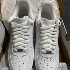 NK Air Force 1 Low '07 空军一号低帮经典板鞋 全白 36-39 DD8959-10 NK Air Force 1 Low '07 空军一号低帮经典板鞋 全白 36-39 DD8959-10