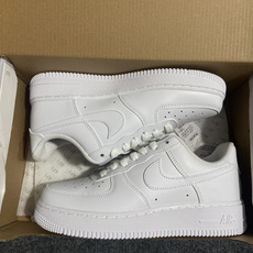 NK Air Force 1 Low '07 空军一号低帮经典板鞋 全白 36-39 DD8959-10 NK Air Force 1 Low '07 空军一号低帮经典板鞋 全白 36-39 DD8959-10