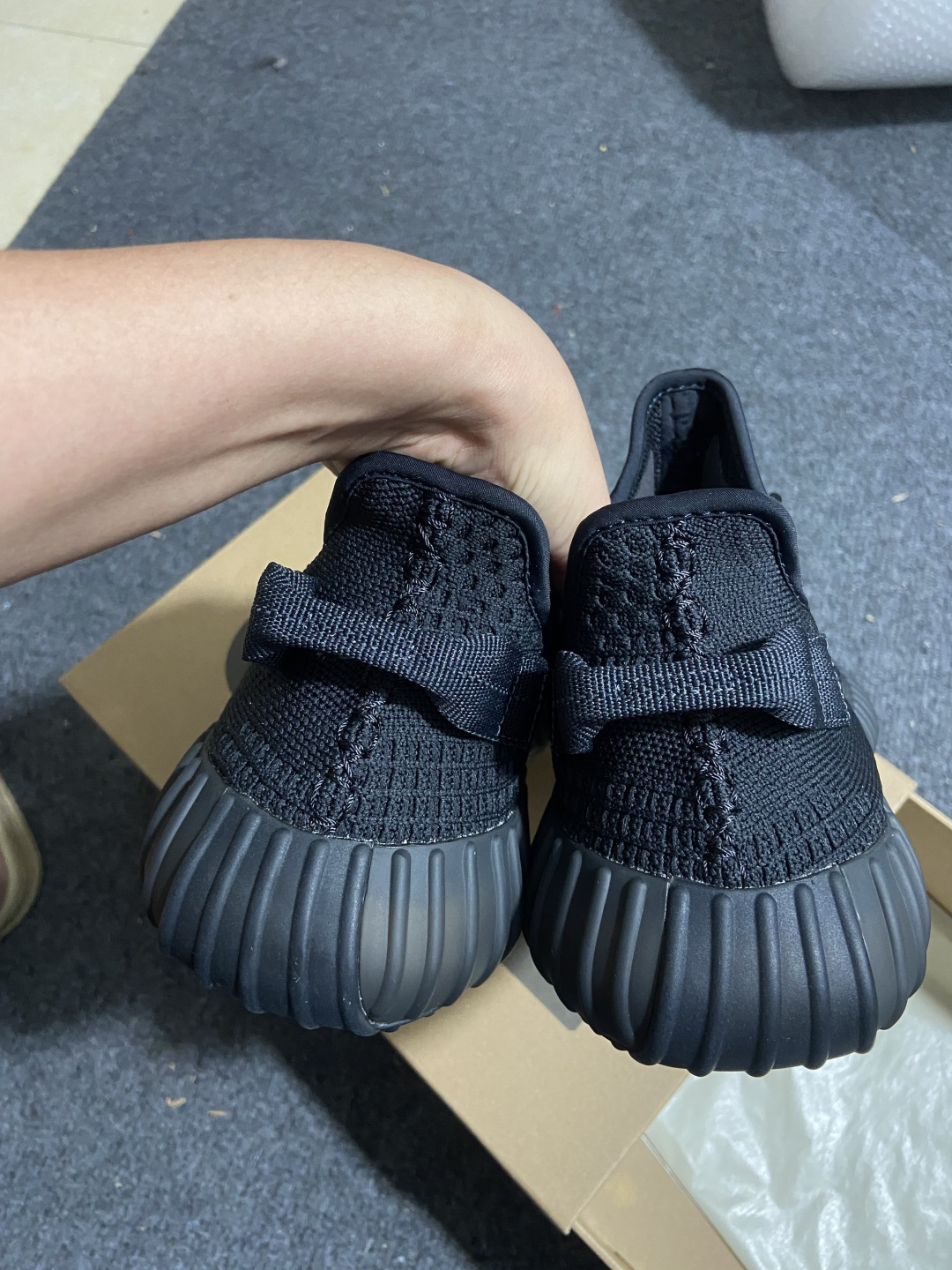 Yeezy黑武士 尺码:36-50 纯原版出品-Yeezy Boost 350 V2“Onyx”黑武士 玛瑙 HQ454