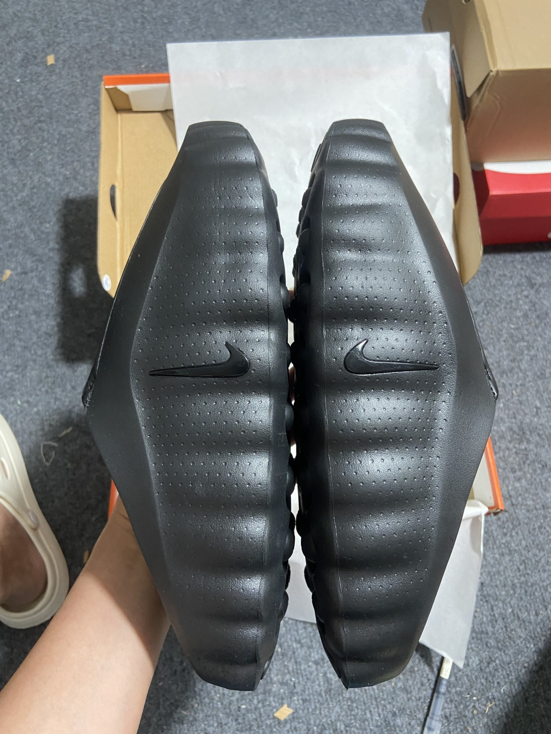 NK Mind 001 Sail 黑科技足底按摩舒适贴合训练鞋 纯黑HQ4307-005 尺码:36-47.5=36 3 NK Mind 001 Sail 黑科技足底按摩舒适贴合训练鞋 纯黑HQ4307-005 尺码:36-47.5=36 3