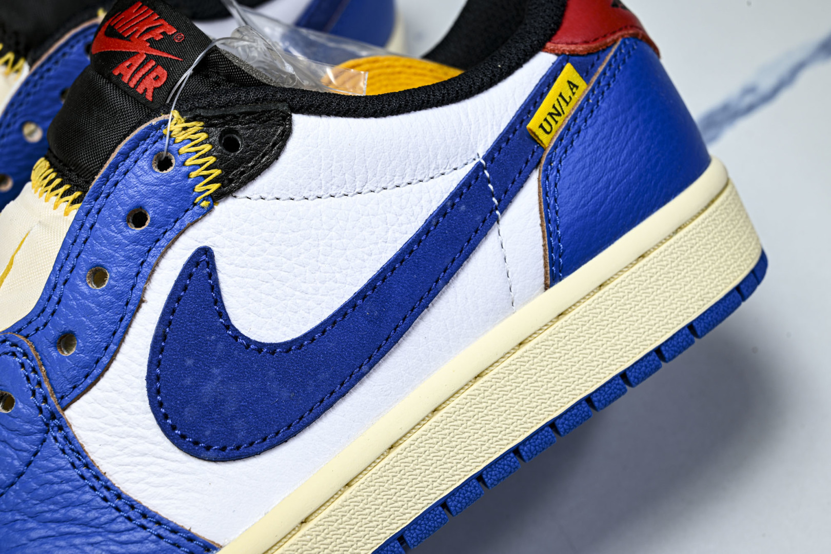 Fragment Design x Union x Air Jordan 1 Hi 乔1藤原浩大闪电 低帮文化休闲板鞋 Fragment Design x Union x Air Jordan 1 Hi 乔1藤原浩大闪电 低帮文化休闲板鞋